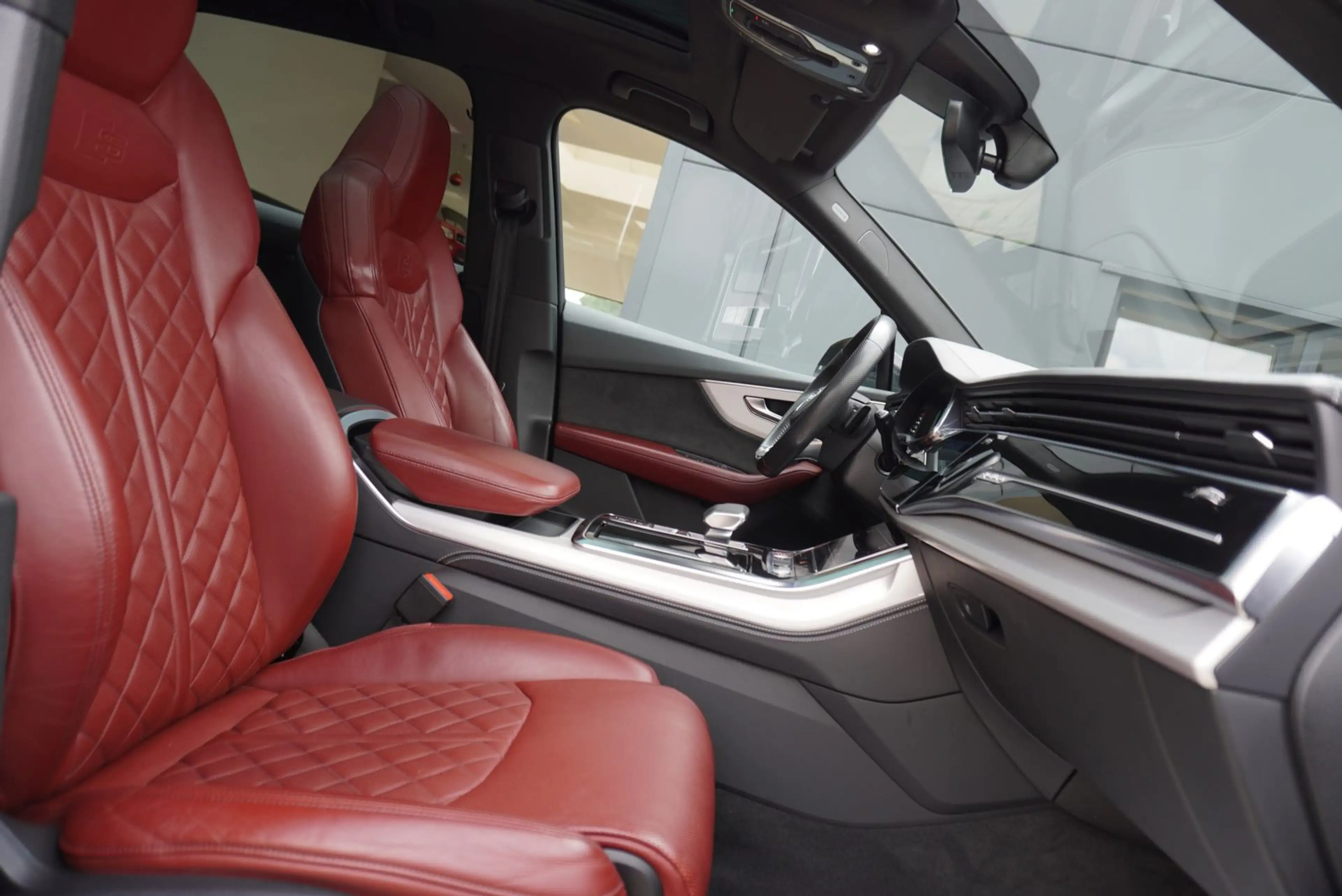 Audi SQ7 4.0 TDI/Pano/S-Sitze/HUD/Standhz/22Zoll/Lase — photo 9