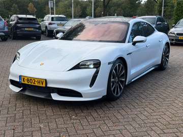 Turbo 93 kWh / Panoramadak / 360Camera / Head-up /