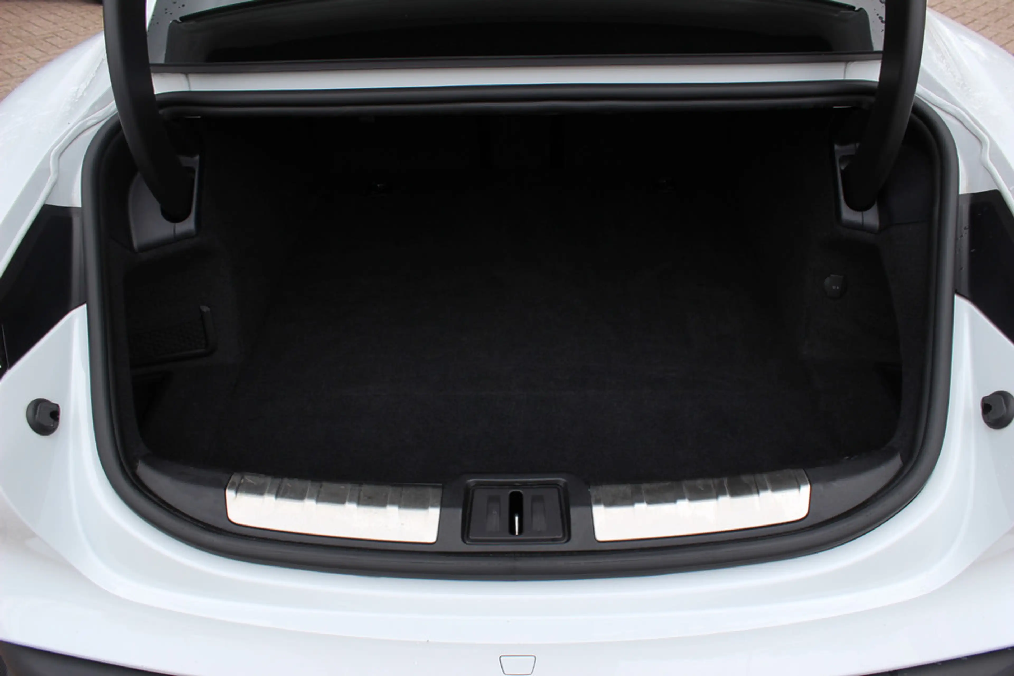 Porsche Taycan Turbo 93 kWh / Panoramadak / 360Camera / Head-up / — photo 10