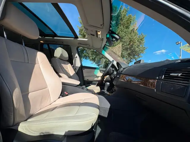 BMW X3 view 10