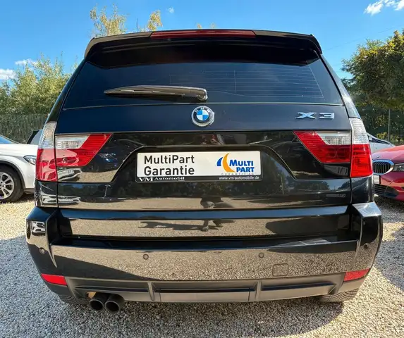 BMW X3 view 5