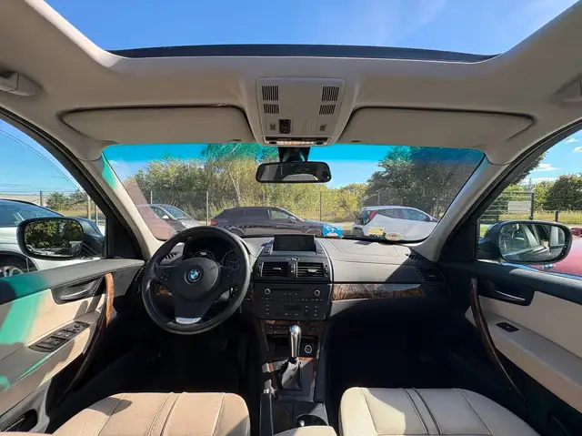 BMW X3 view 7