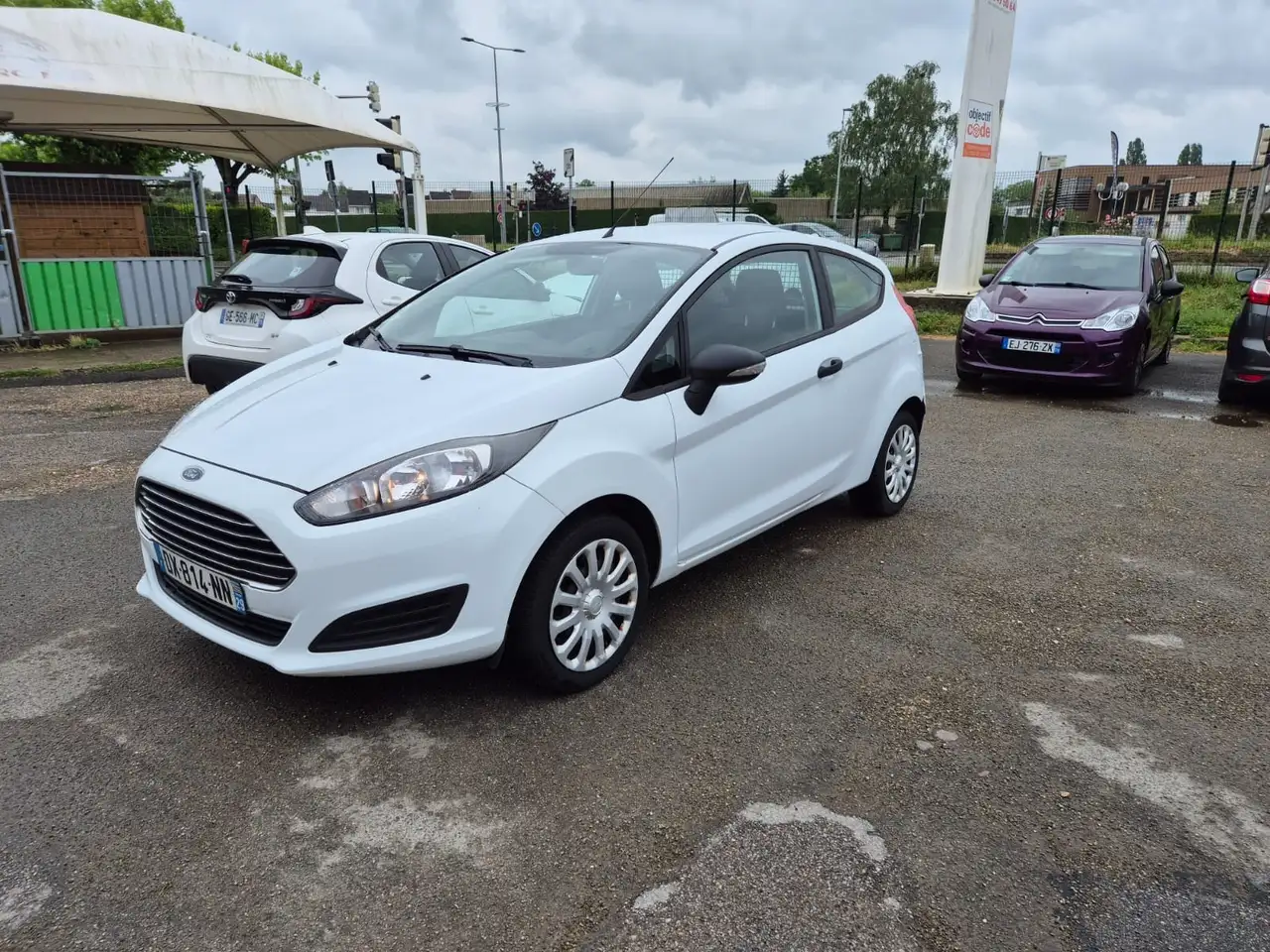 Ford Fiesta AFFAIRES 1.5 TDCI 75 TREND sociÃ©tÃ© 2 p