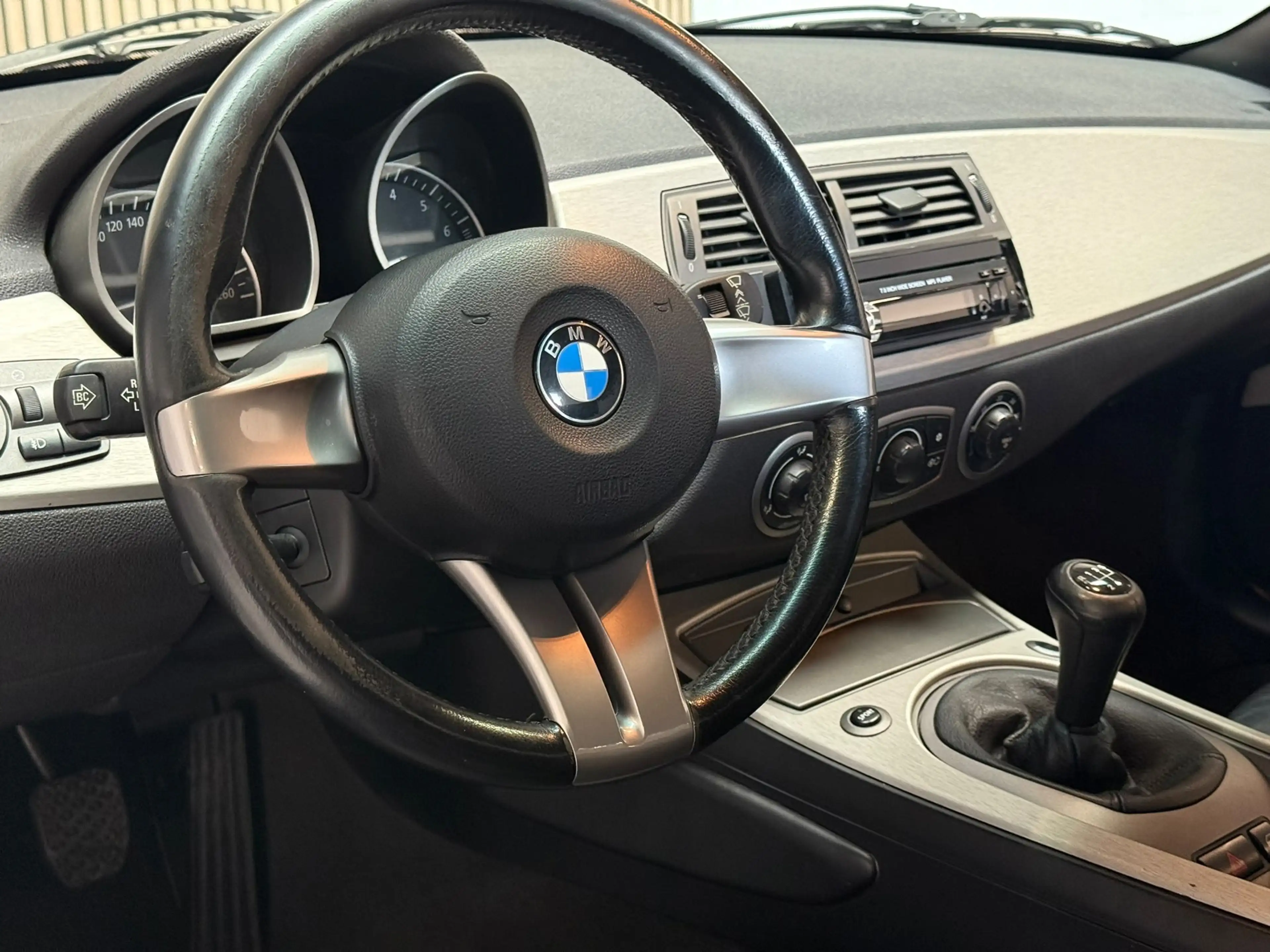 BMW Z4 Roadster 2.5i - SPORT - LEDER - 17 INCH — photo 7