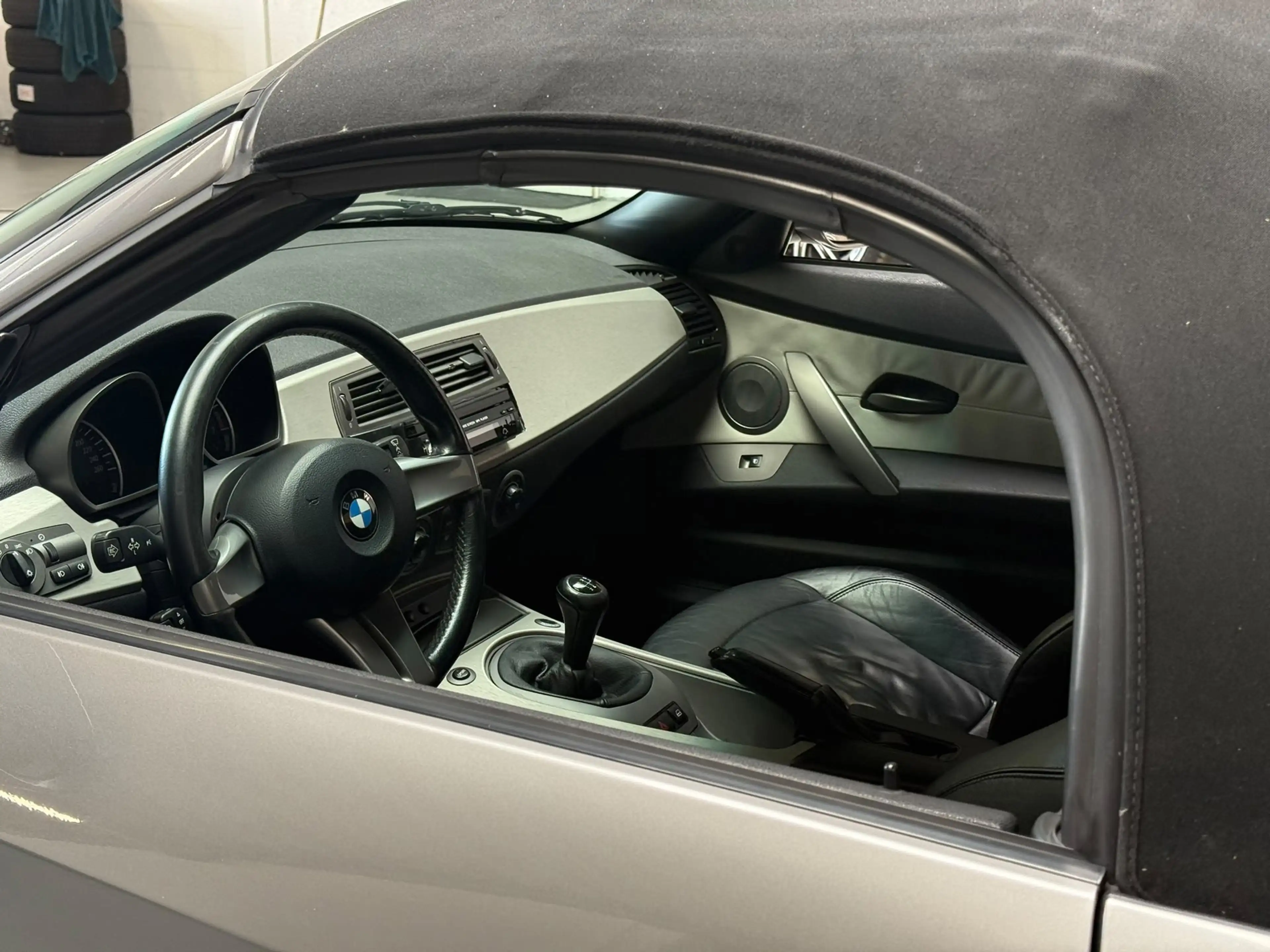 BMW Z4 Roadster 2.5i - SPORT - LEDER - 17 INCH — photo 3