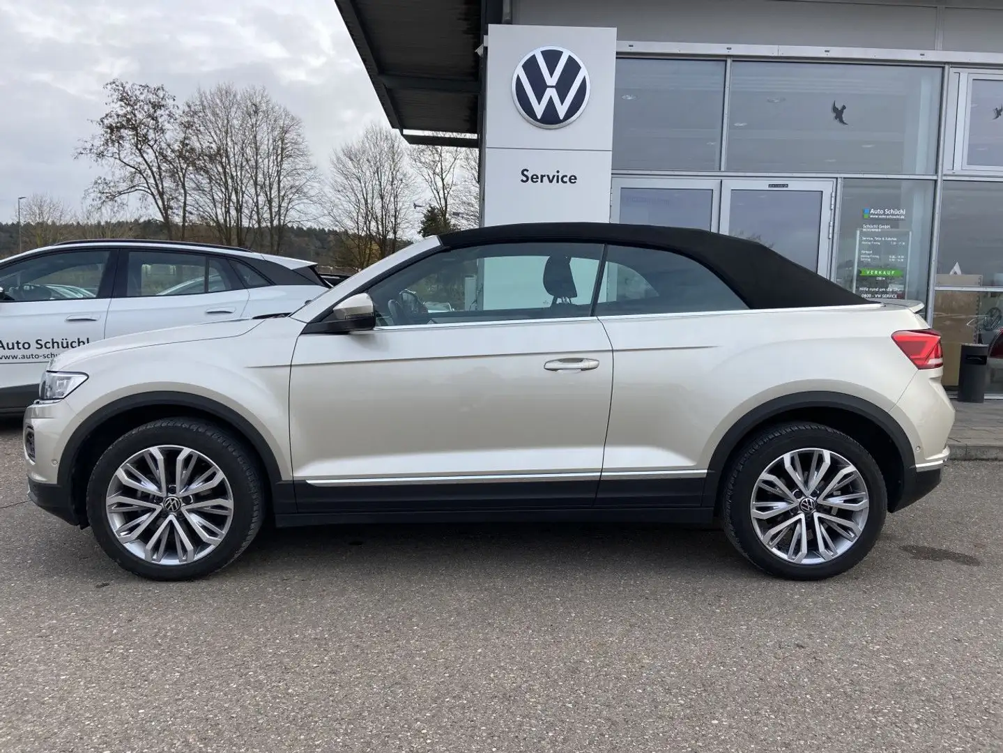 Volkswagen T-Roc Cabrio 1.5 TSI STYLE NAVI+LED+AHK+APP-CONN Silber - 2