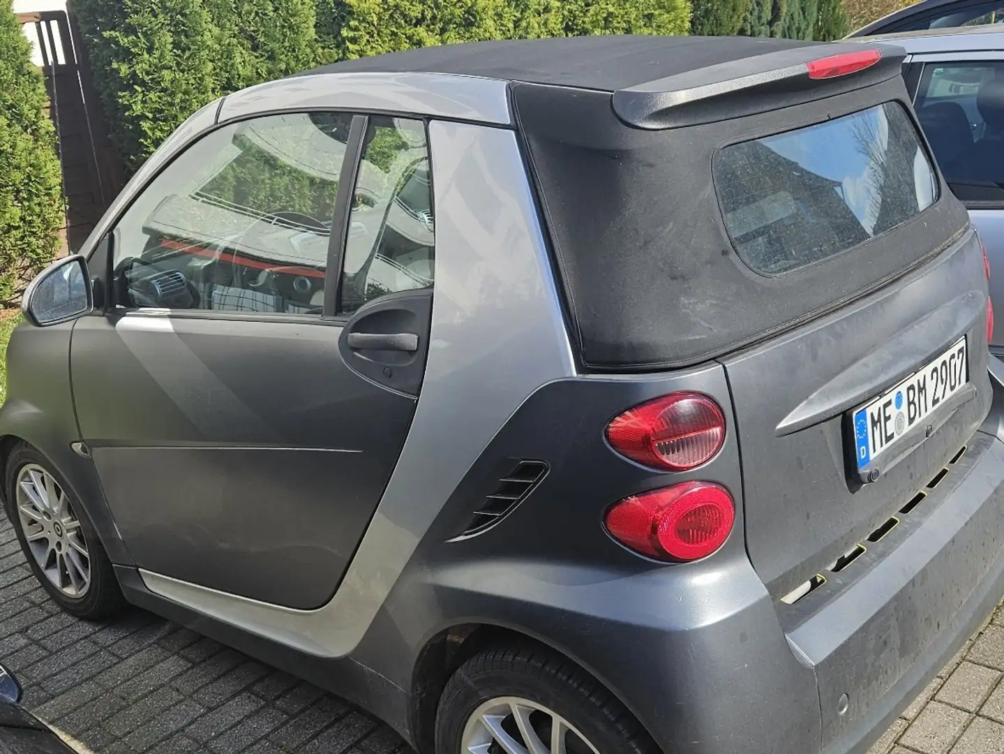 smart forTwo Micro Hybrid Drive 52kW (451.480) Grau - 1