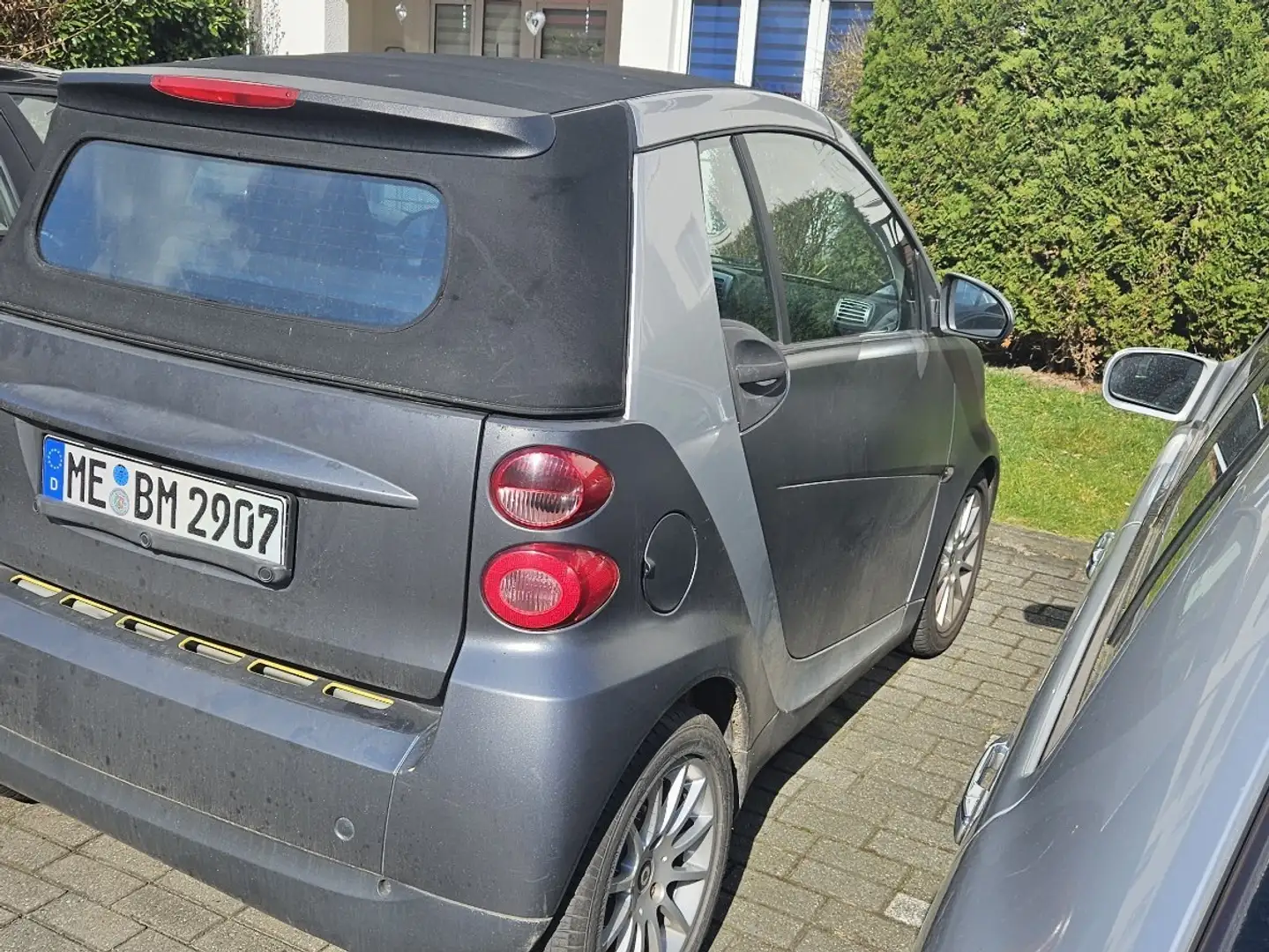 smart forTwo Micro Hybrid Drive 52kW (451.480) Grau - 2