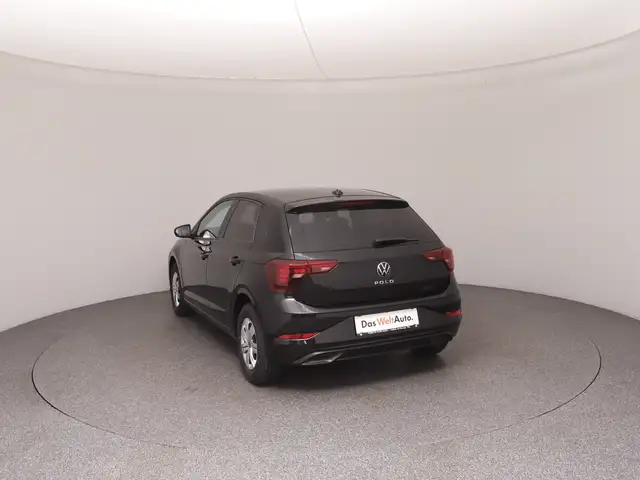 Volkswagen Polo view 5