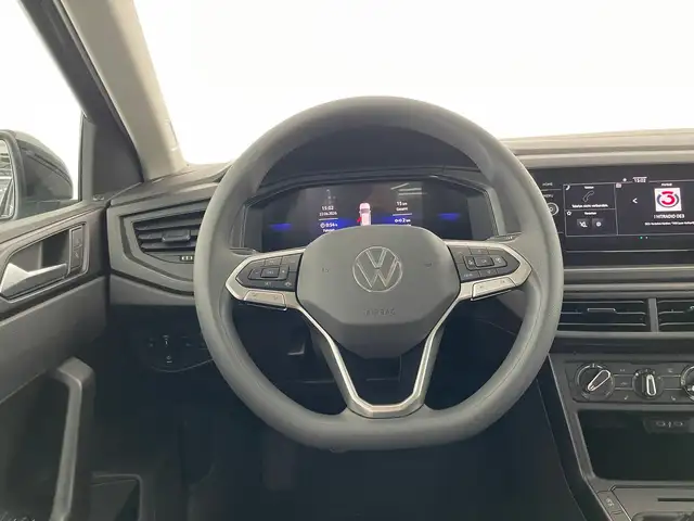 Volkswagen Polo view 12