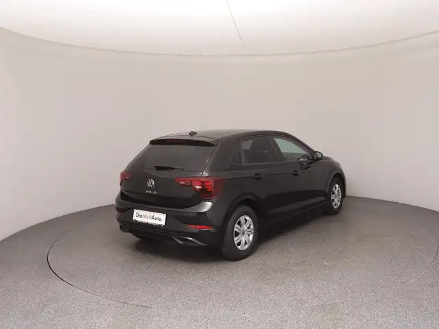 Volkswagen Polo view 4