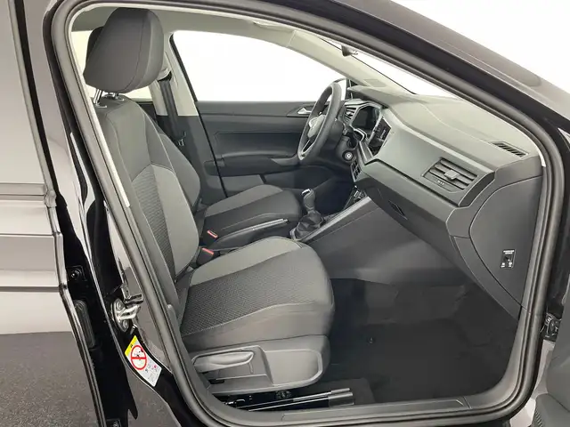 Volkswagen Polo view 10