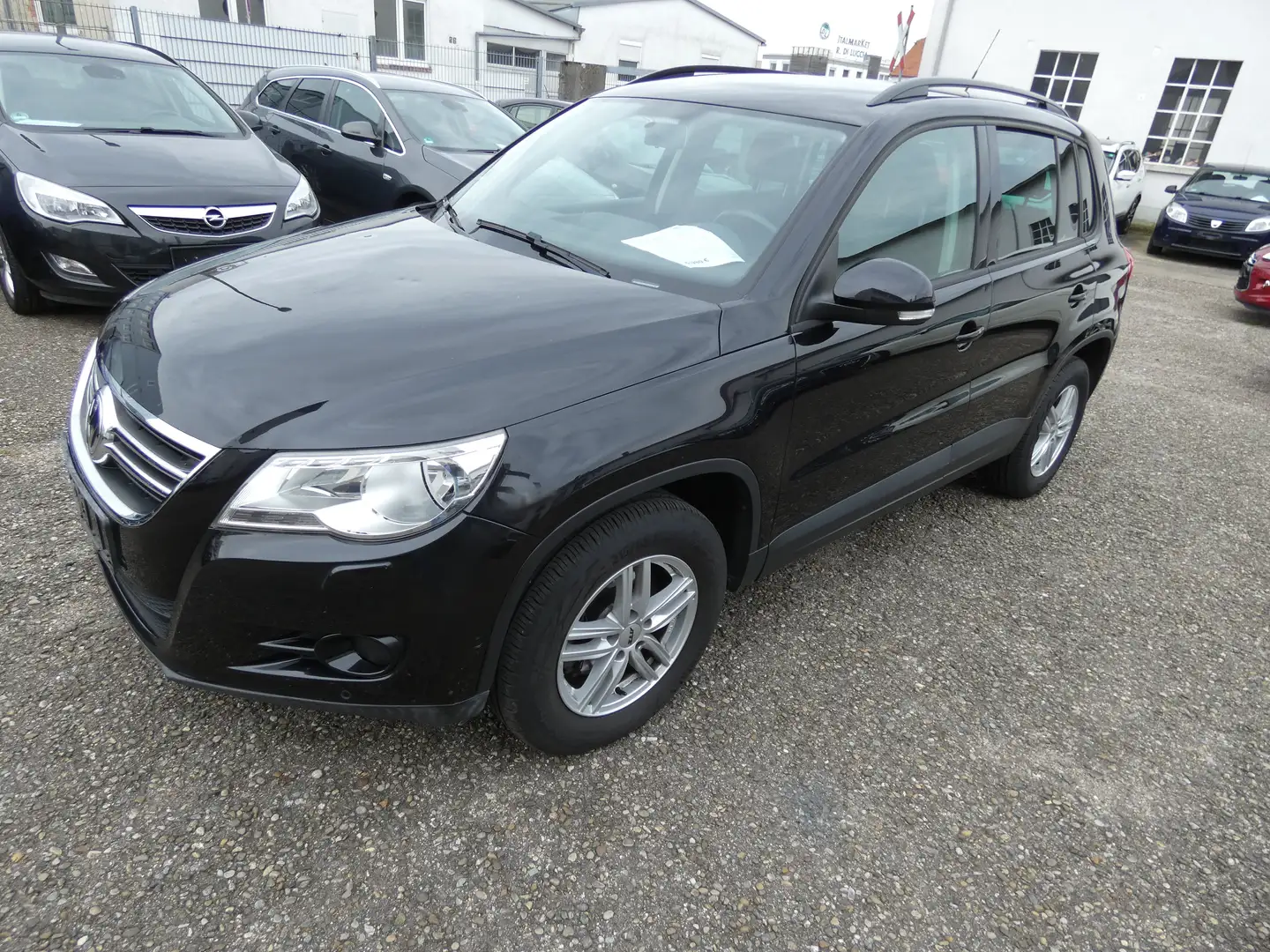 Volkswagen Tiguan 1.4 TSI 4Motion Trend "1.Hand"AHK"36000 Km Negro - 1