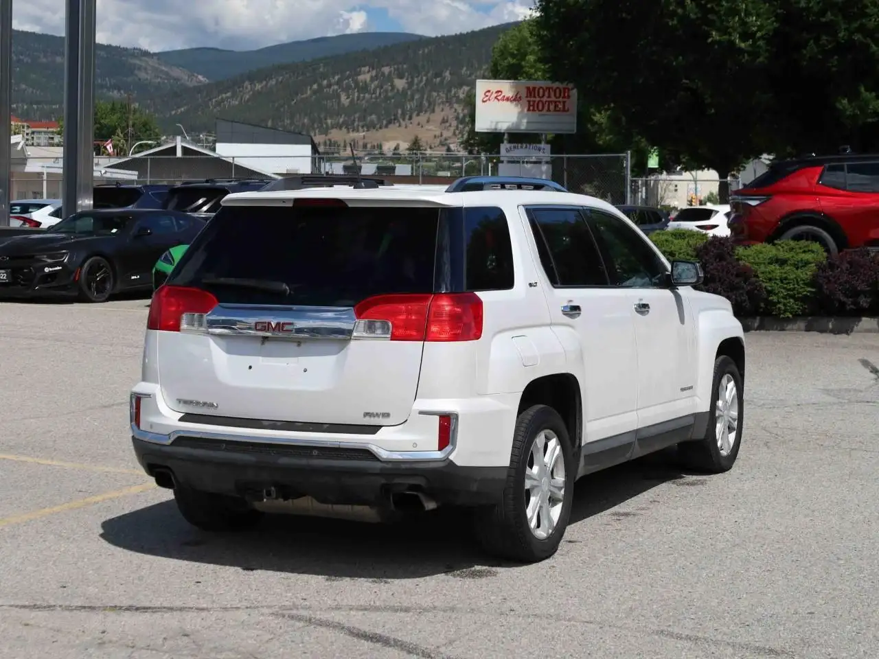 GMC Terrain photo GMC Terrain