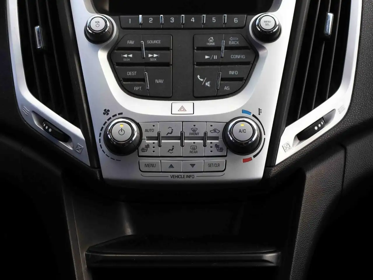 GMC Terrain photo GMC Terrain