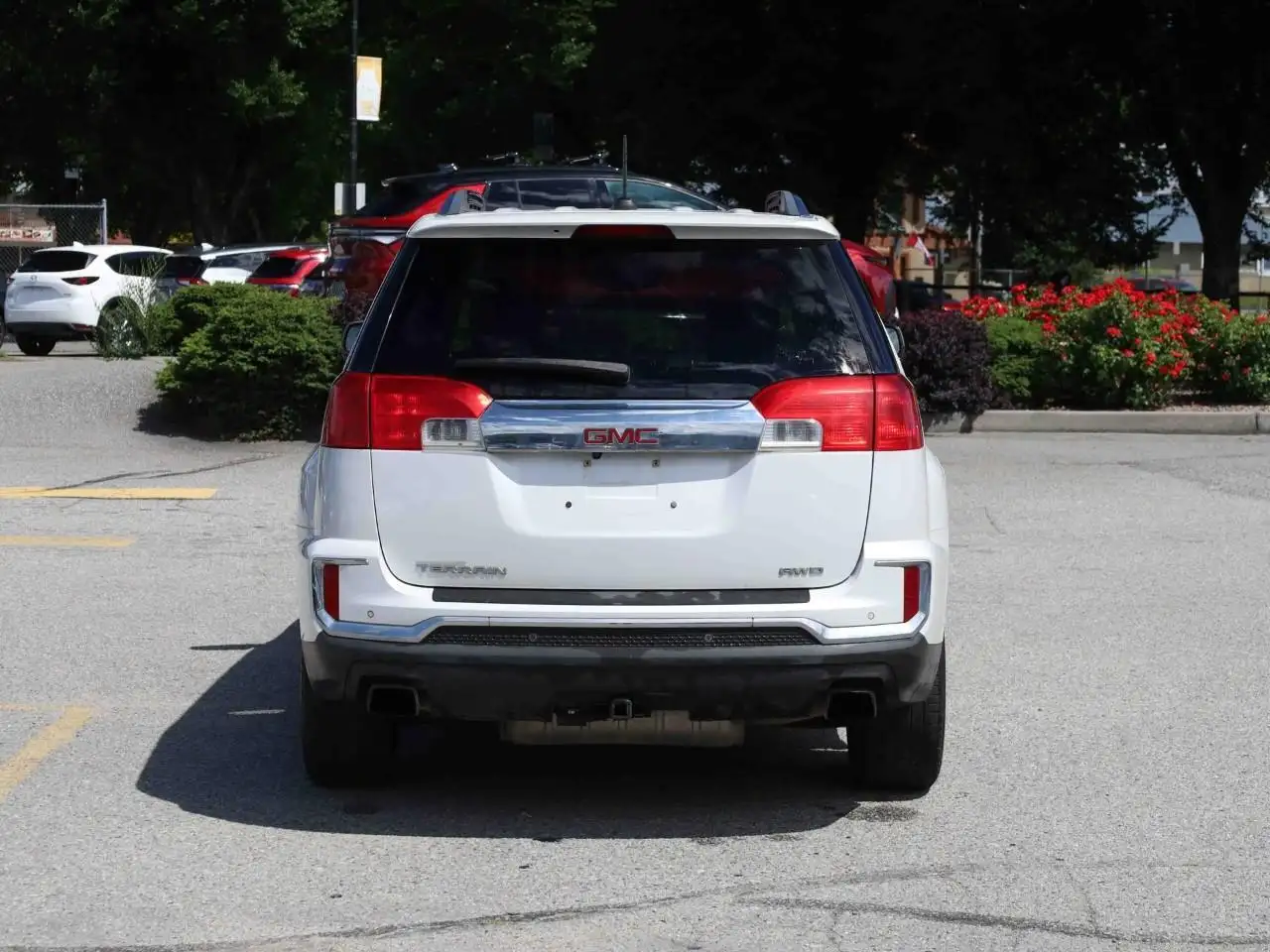 GMC Terrain photo GMC Terrain