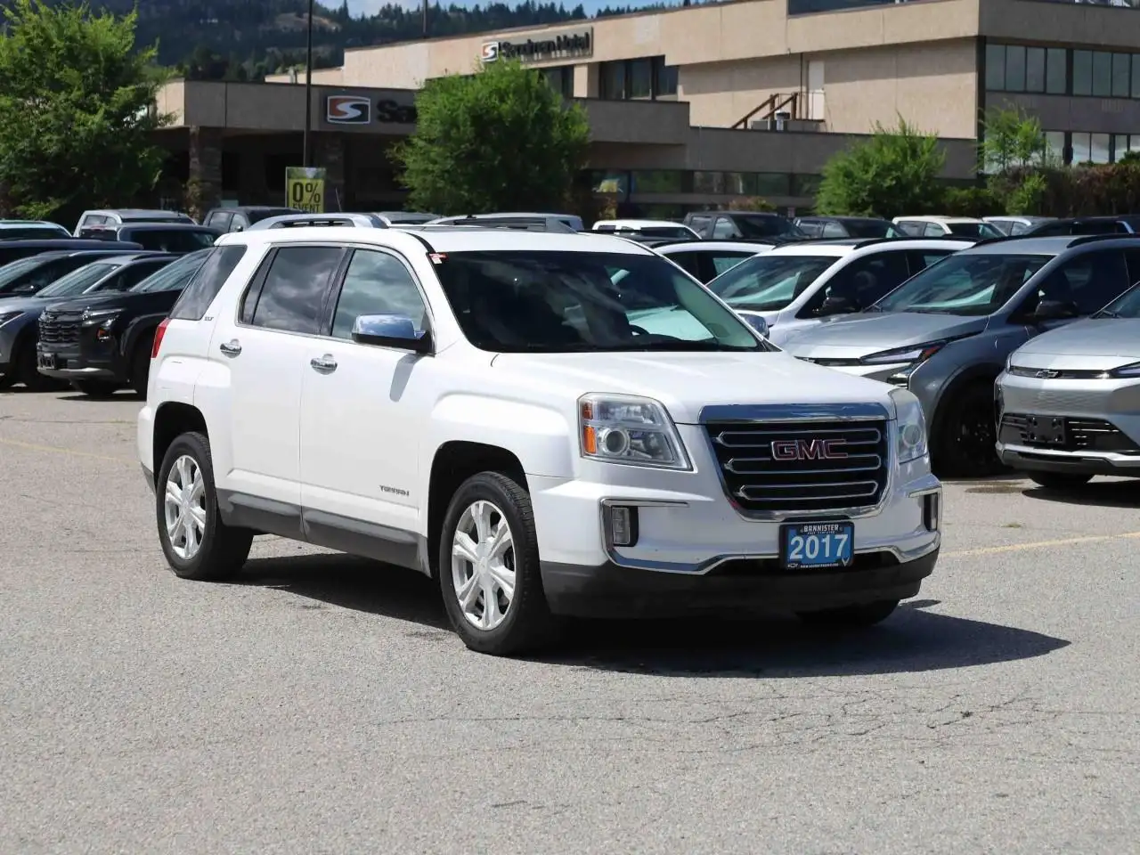 GMC Terrain photo GMC Terrain