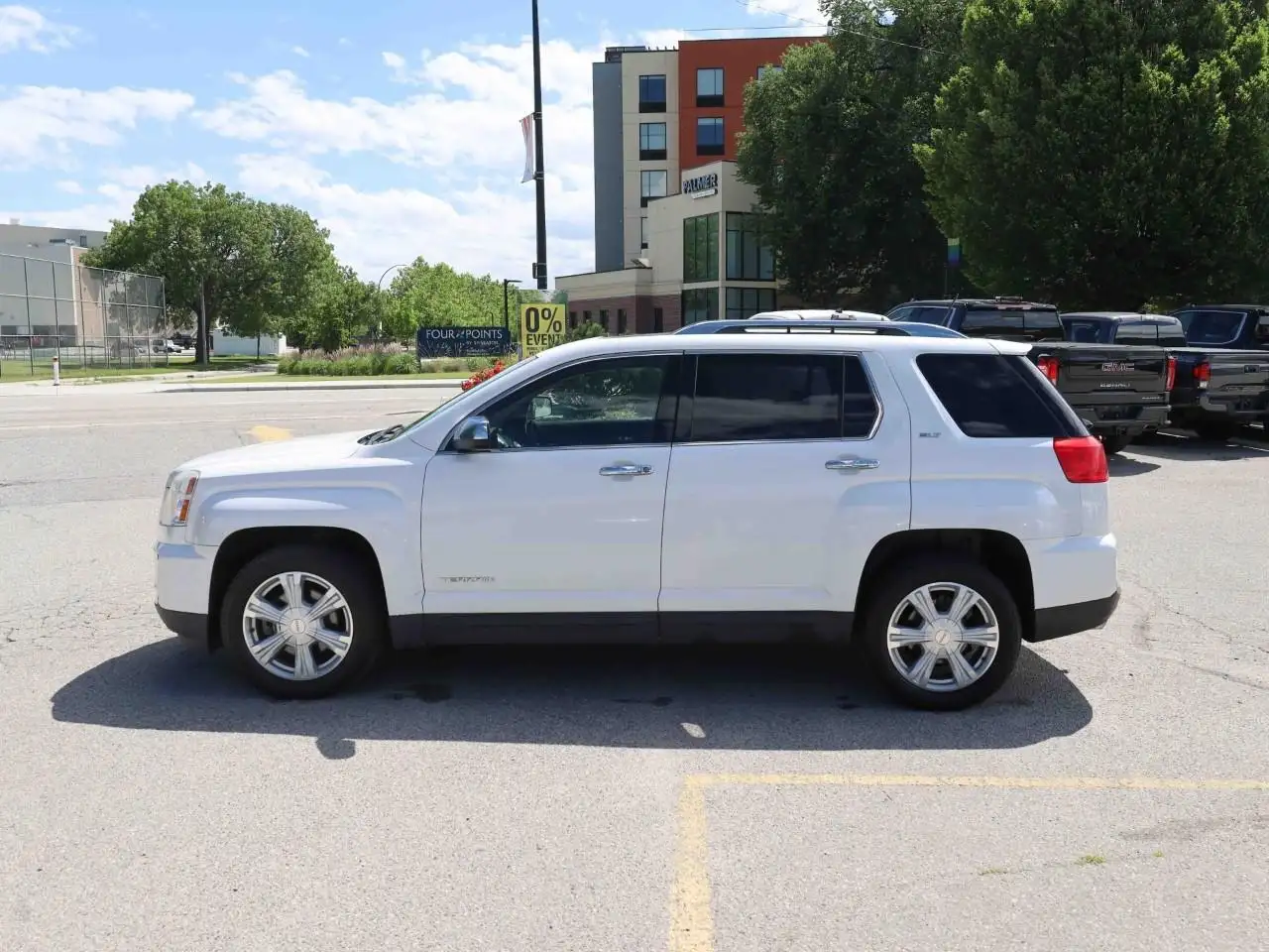GMC Terrain photo GMC Terrain