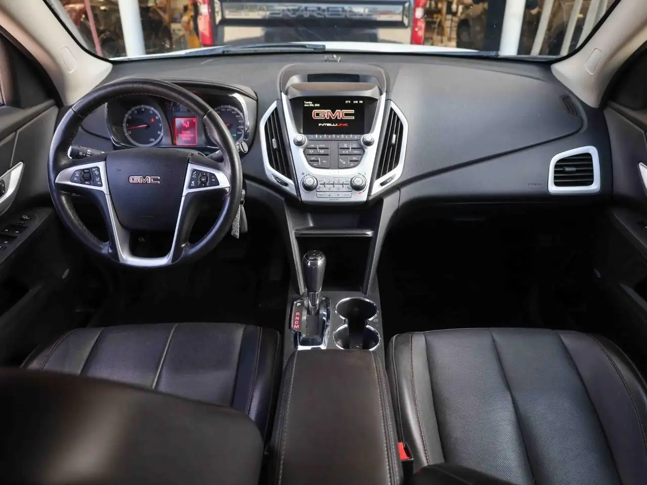 GMC Terrain photo GMC Terrain