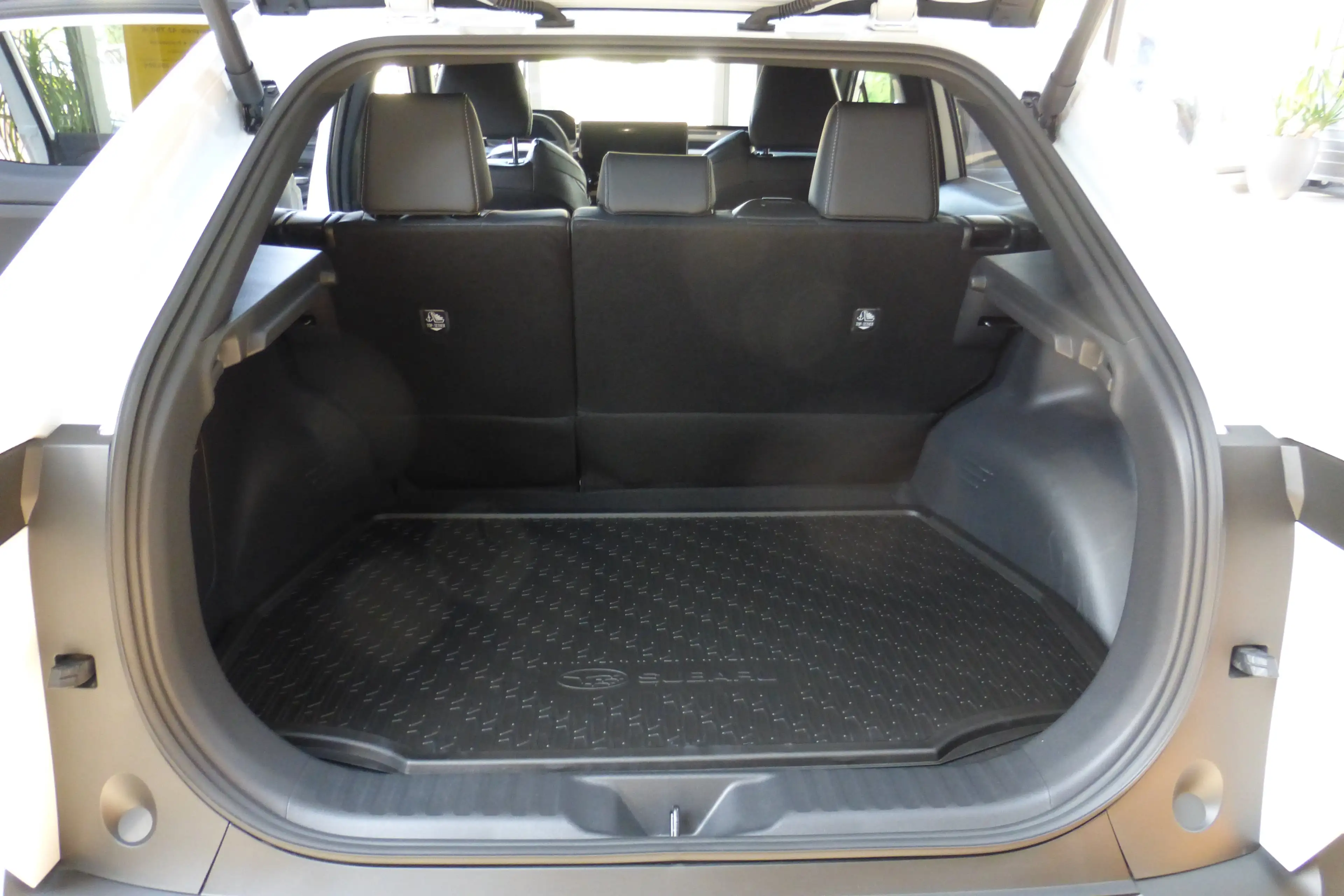 Subaru Uncharted Uncharted 77 FWD Active — photo 9