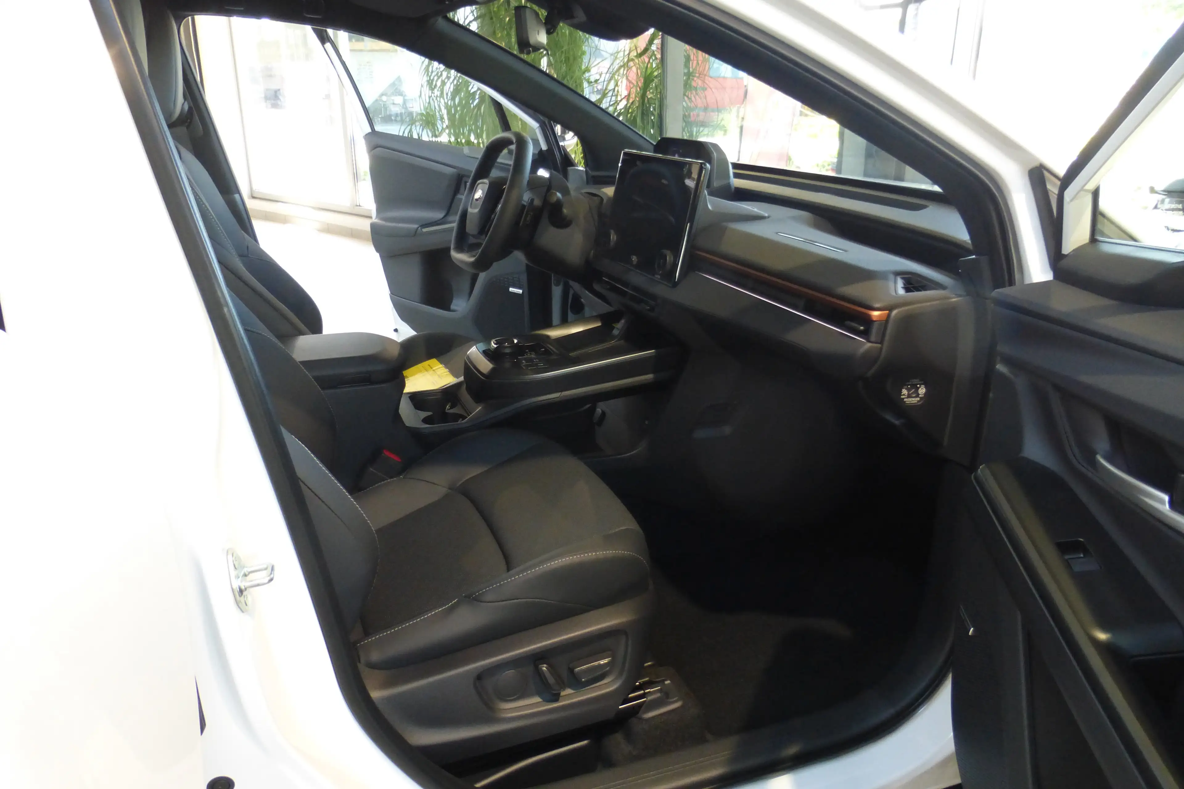 Subaru Uncharted Uncharted 77 FWD Active — photo 11