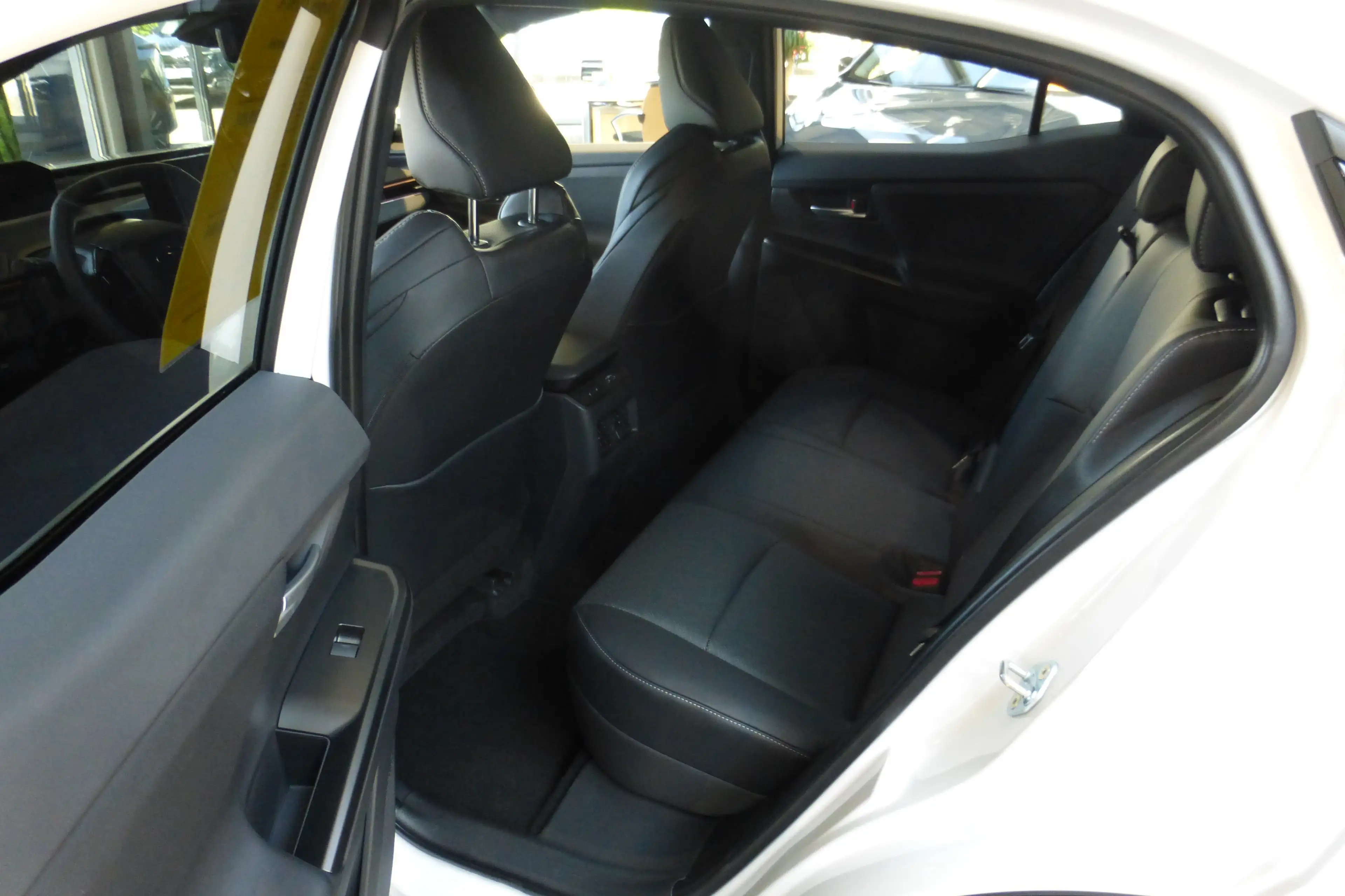 Subaru Uncharted Uncharted 77 FWD Active — photo 8