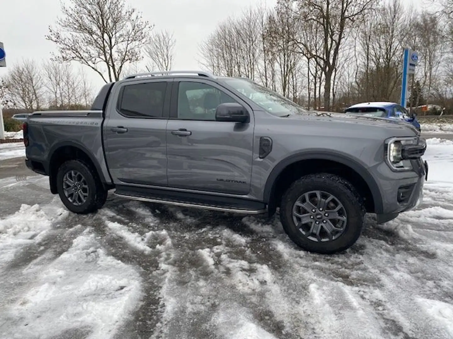 Ford Ranger Wildtrak e-4WD Doka, AHK, LTW, AW Gris - 2