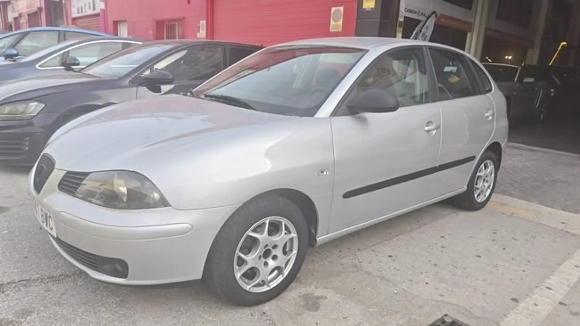 SEAT Ibiza 1.9 TDi Sport Plateado - 1