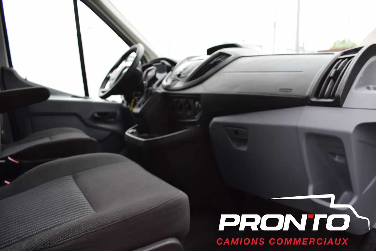 Ford Transit fotografie Ford Transit