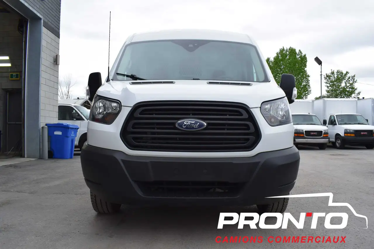 Ford Transit fotografie Ford Transit