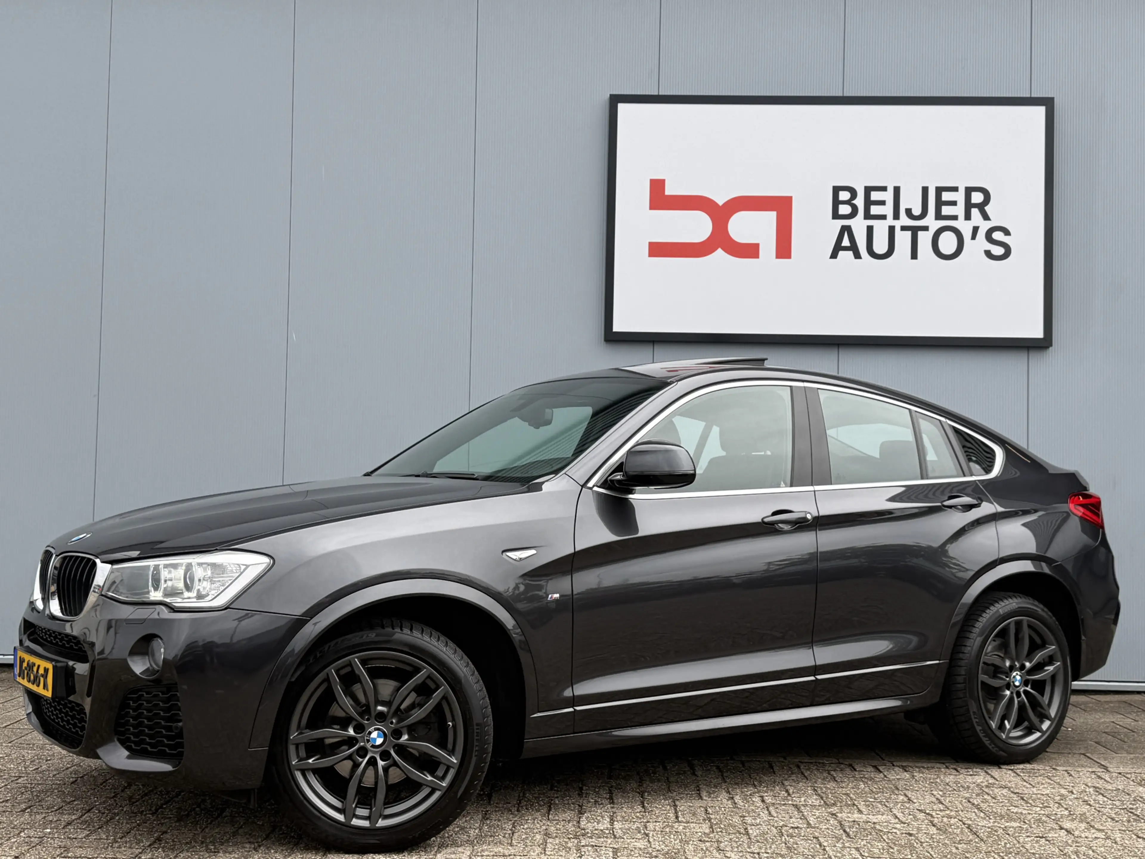 BMW X4 xDrive20i High Executive Automaat M-Pakket/Schuifd