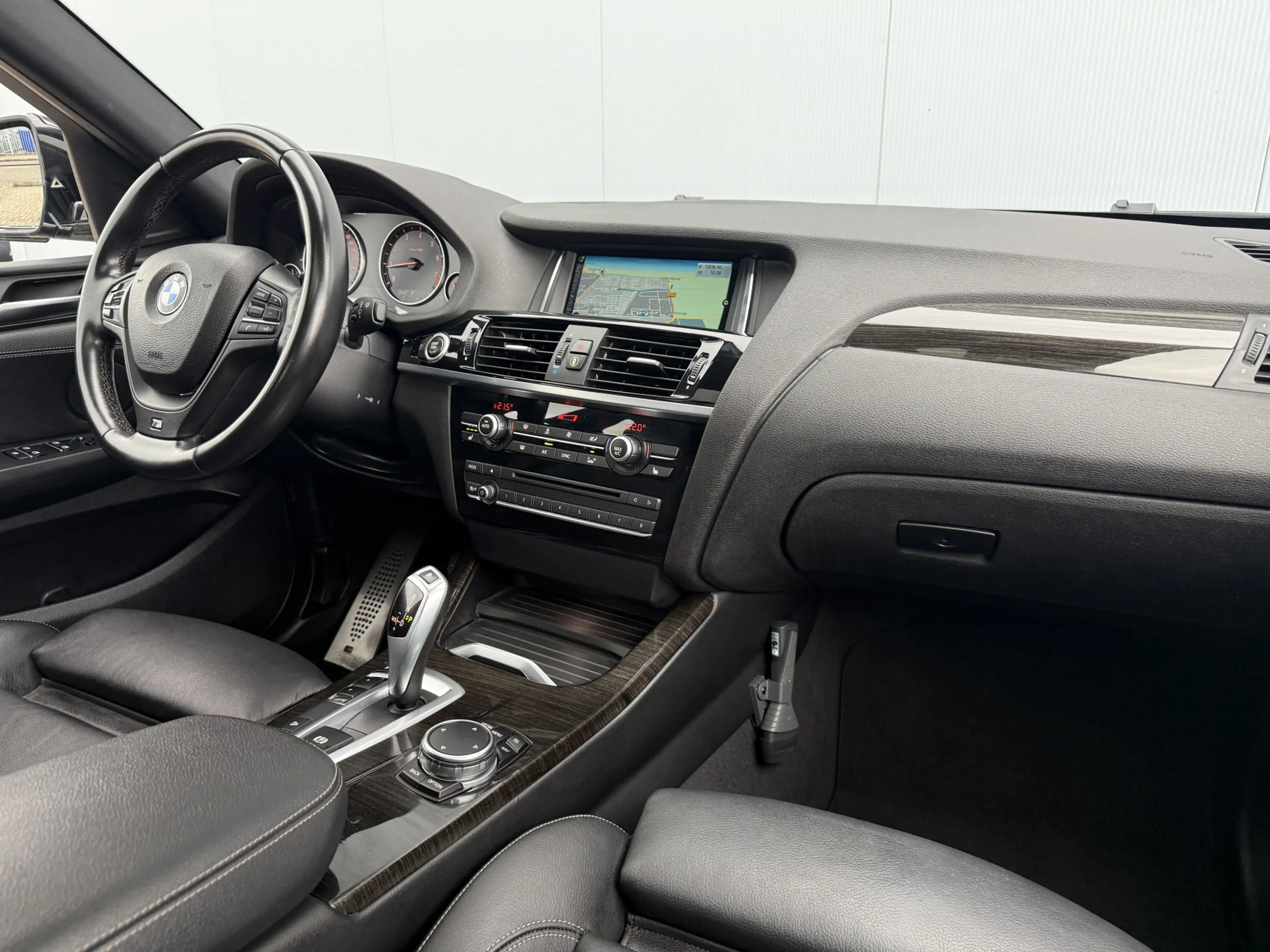 BMW X4 xDrive20i High Executive Automaat M-Pakket/Schuifd — photo 10