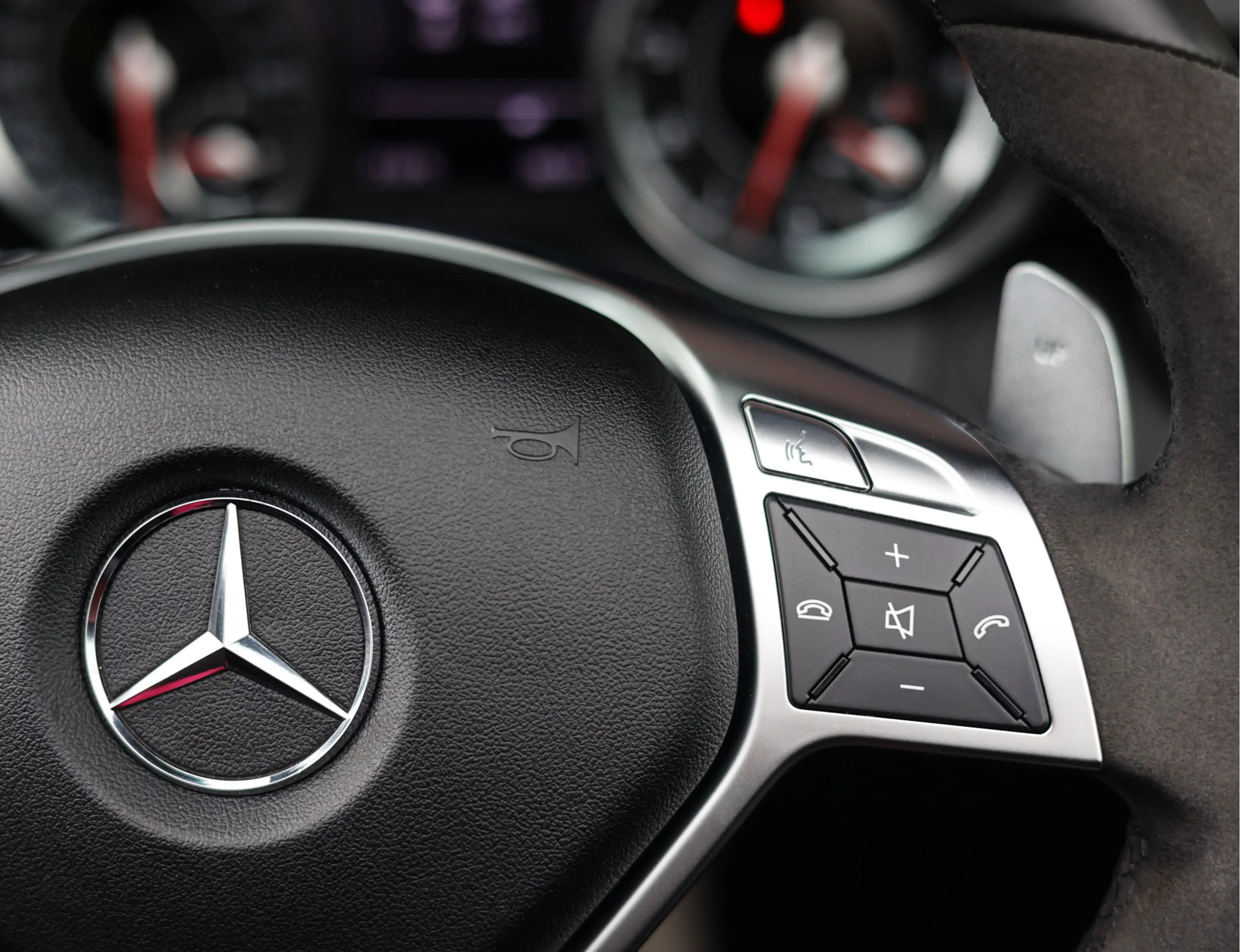 Mercedes-Benz SLK 55 AMG | Roadster - H/K — photo 33