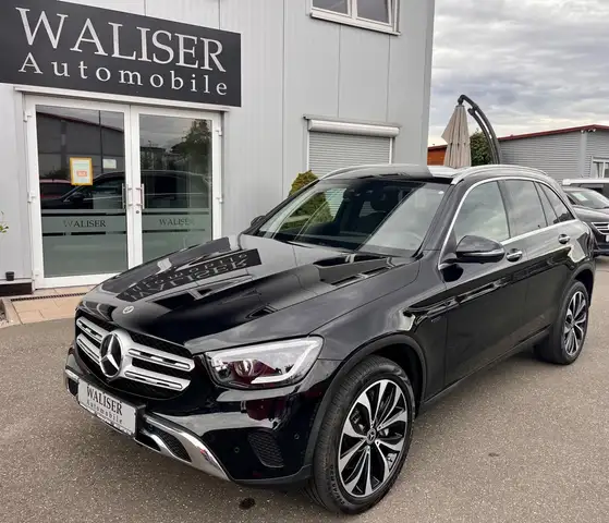 Mercedes-Benz GLC 300 e 4MATIC |LED|NAVI|BURMESTER|360°|PANO|