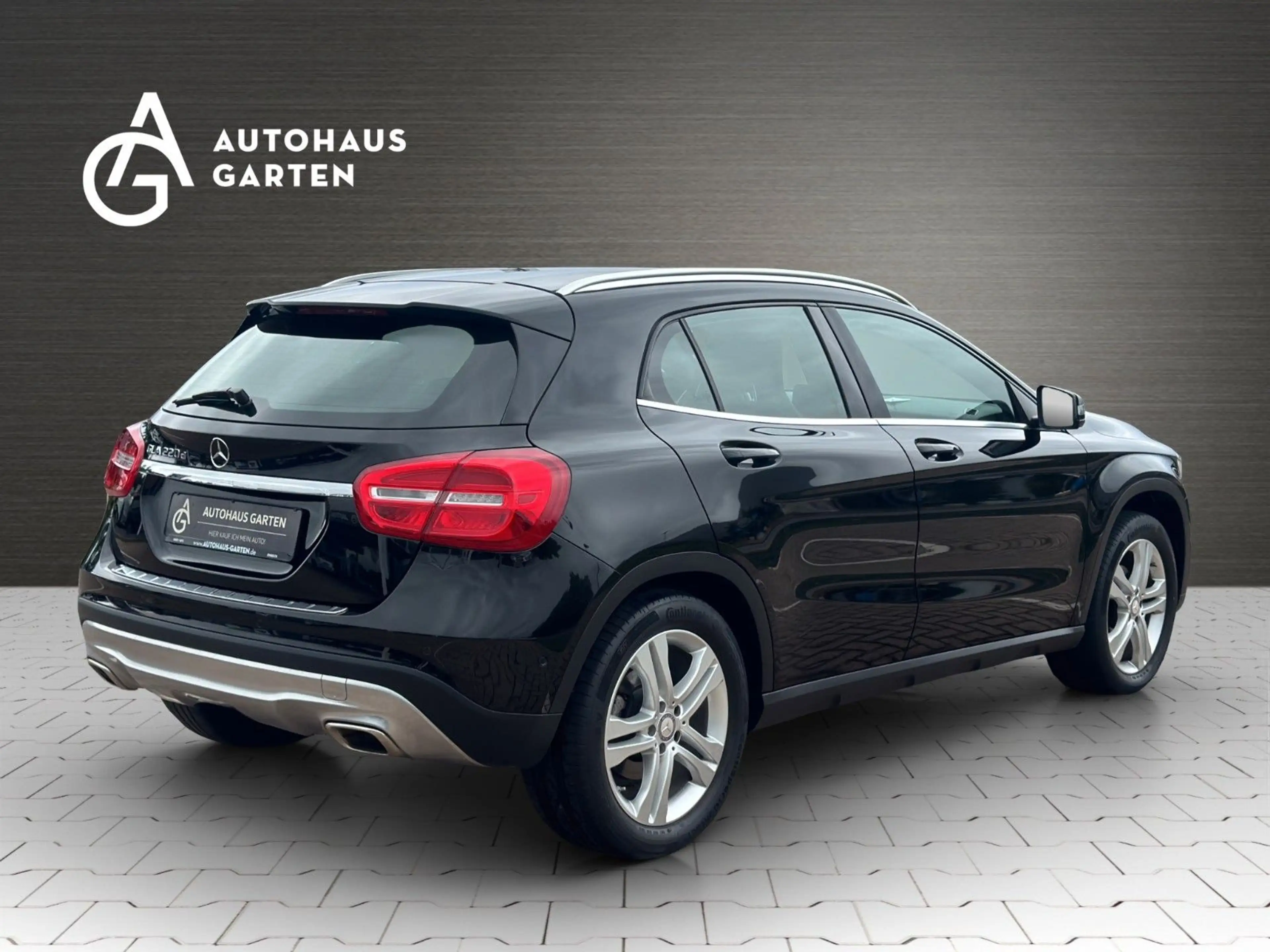 Mercedes-Benz GLA 220 d Automatik Xenon Kamera SHZ Navi PDC — photo 5