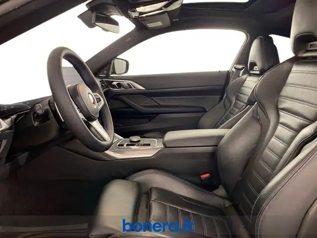 BMW 4 Series view 14