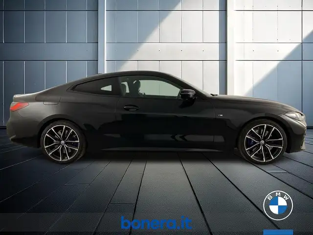BMW 4 Series view 5