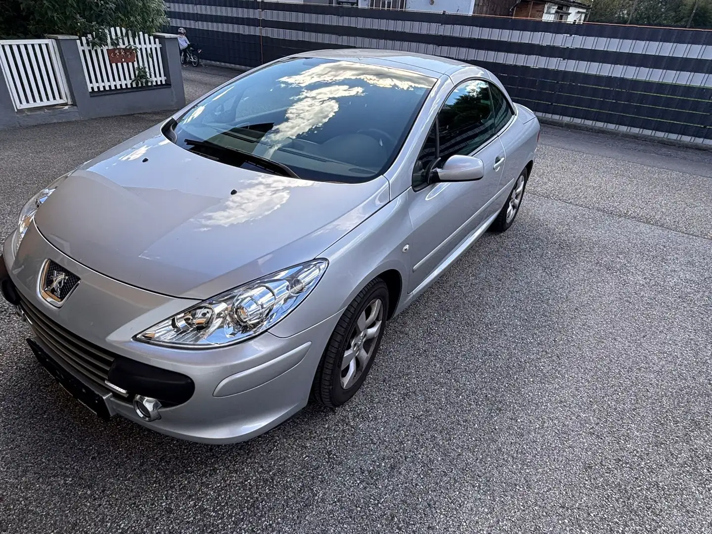 Peugeot 307 CC Active 2,0 HDI 136 (FAP) - 1