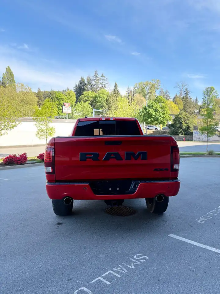 RAM 1500 снимка RAM 1500