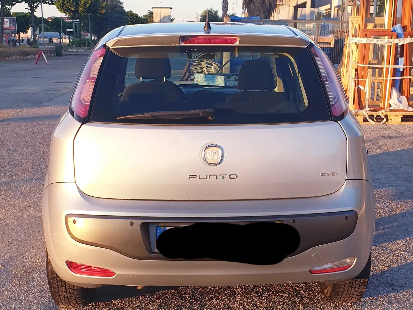 Fiat Punto Evo Punto Evo 5p 1.4 Dynamic Gpl 77cv Argintiu - 2