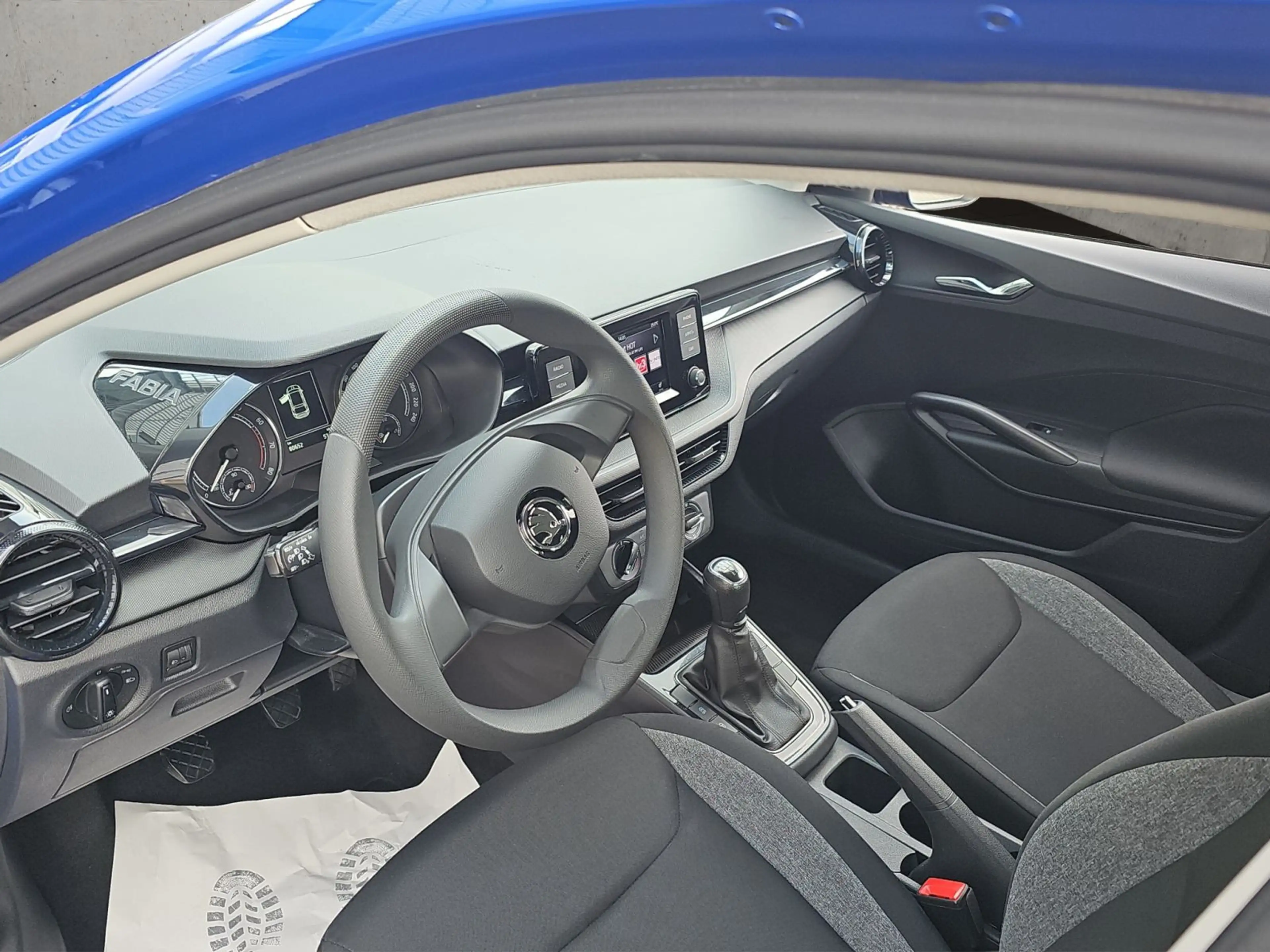 Skoda Fabia Active 1,0 MPI 59 kW 5-Gang mech. — photo 9