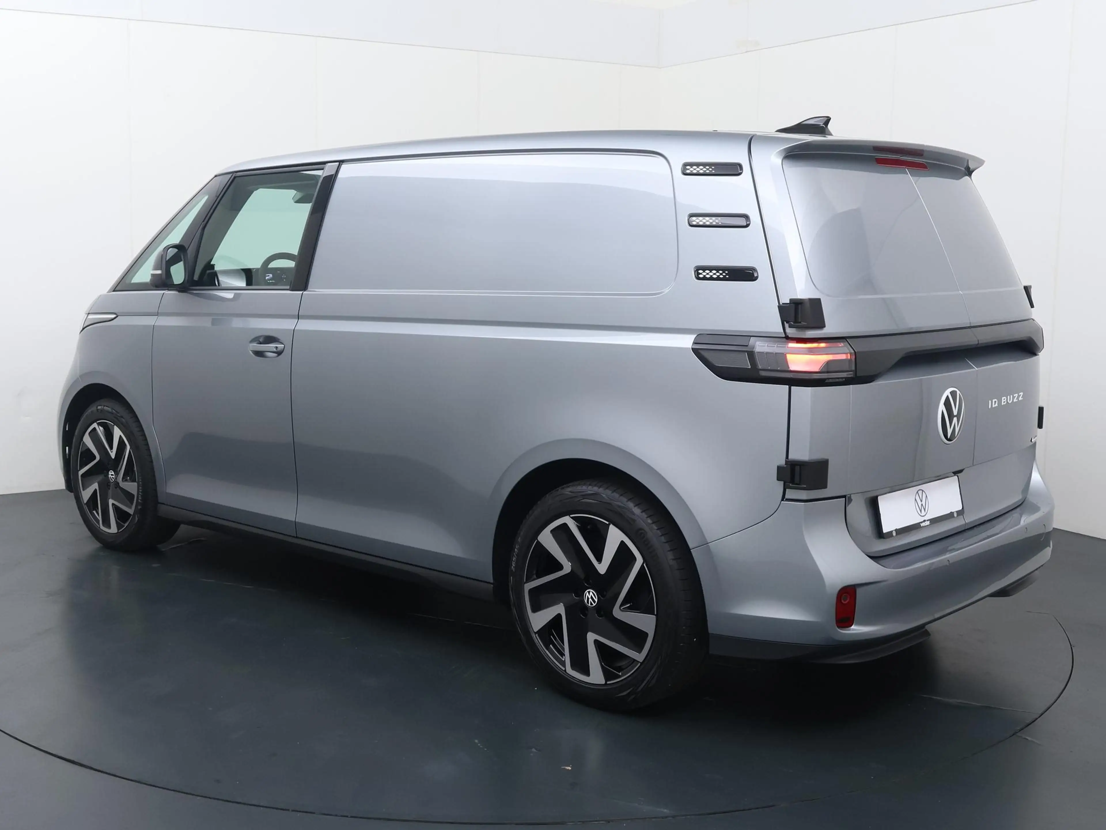 Volkswagen ID. Buzz Cargo Bedrijfswagens Bulli Limited Edition Elektromotor — photo 4