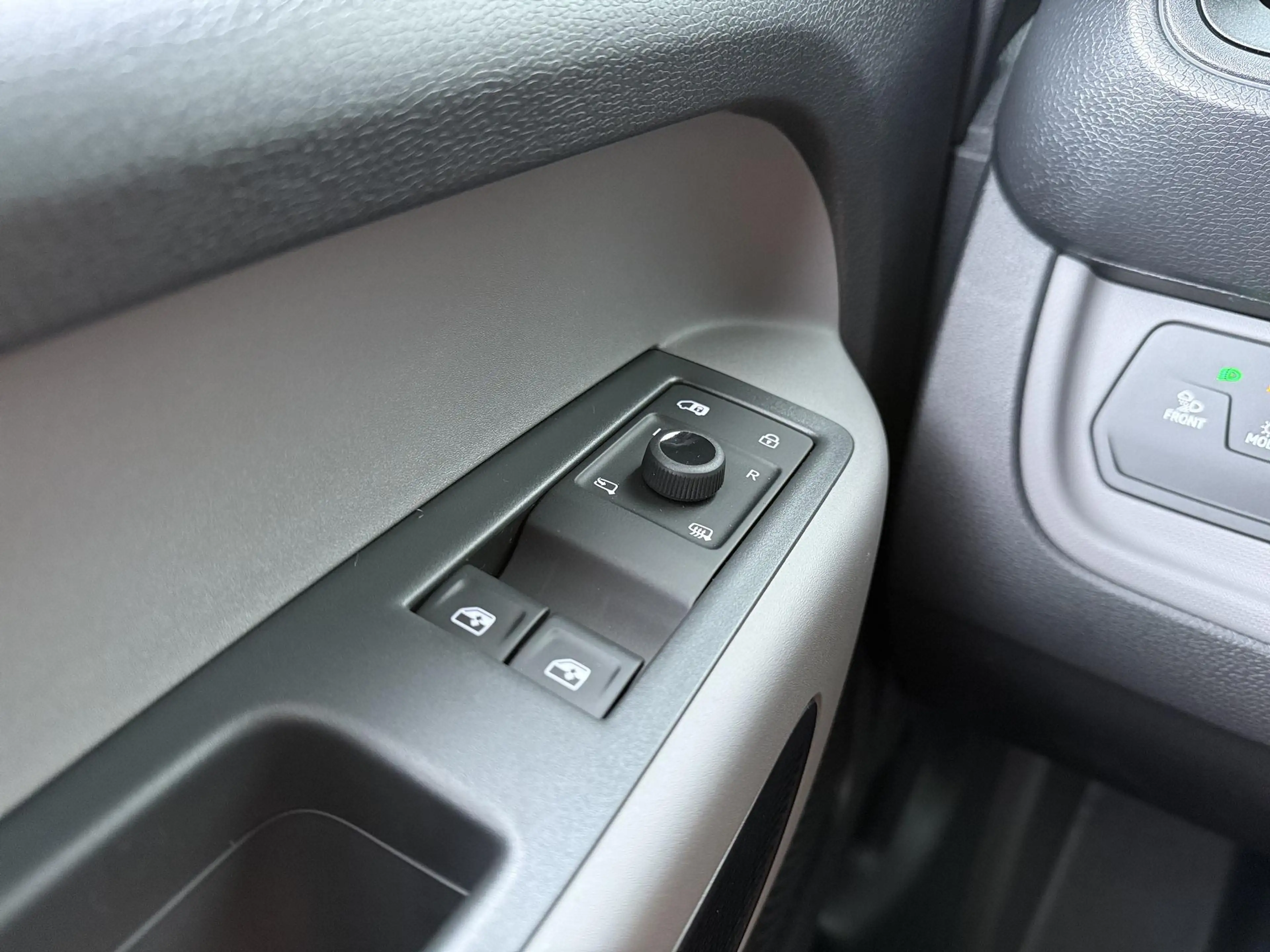 Volkswagen ID. Buzz Cargo Bedrijfswagens Bulli Limited Edition Elektromotor — photo 12