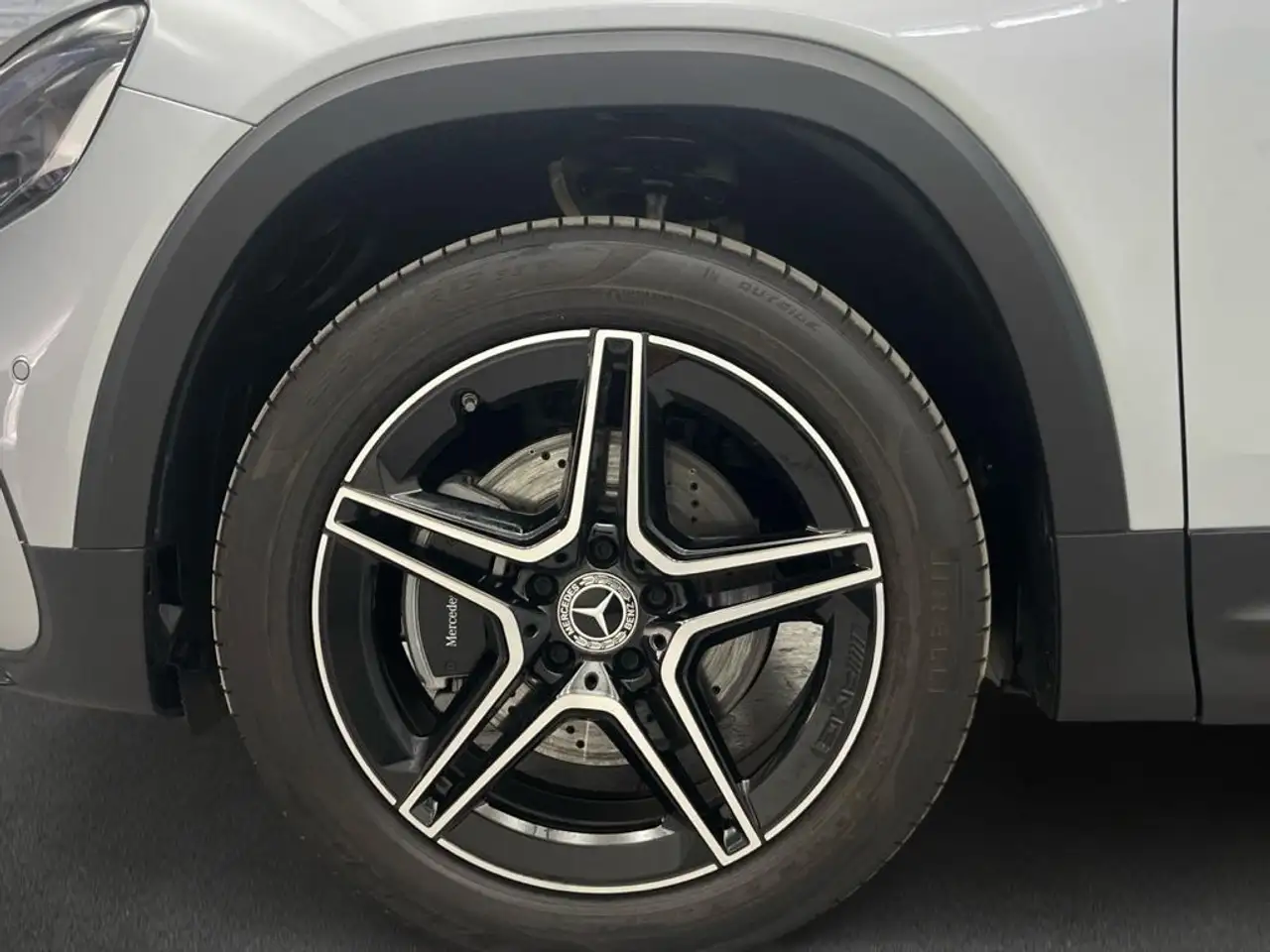 Mercedes-Benz GLB 2026