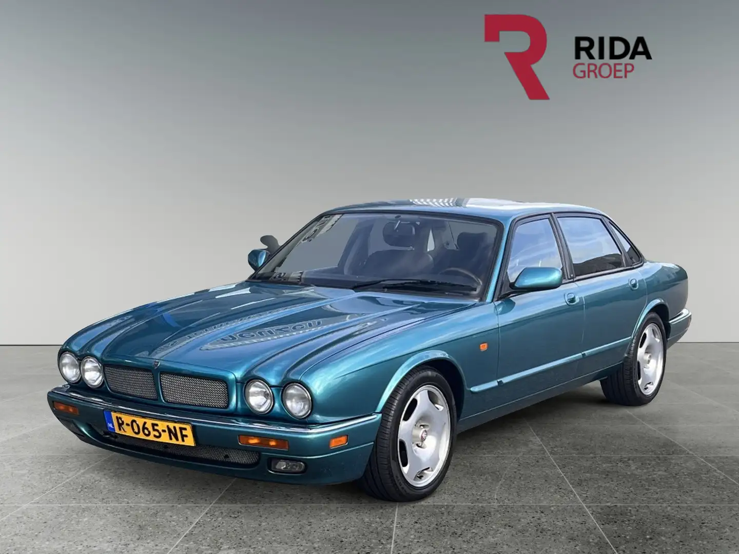 Jaguar XJR 4.0 S/C Verde - 1