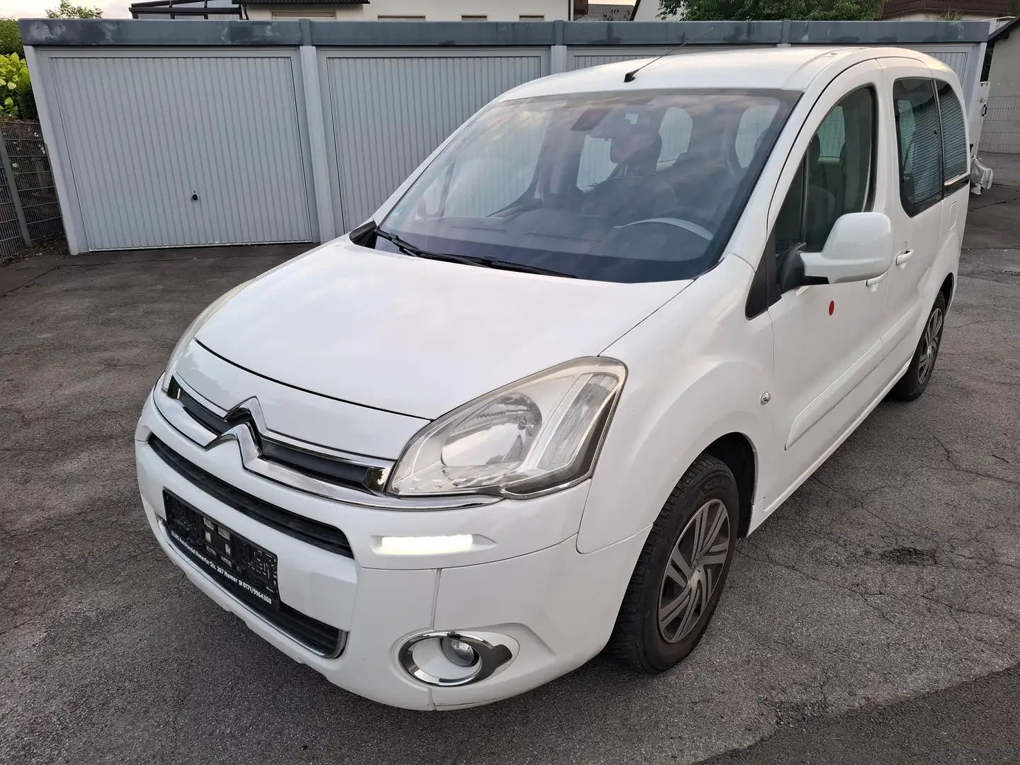 Citroen Berlingo Tendance 1.Hand/Scheckheft/HU Neu Білий - 1