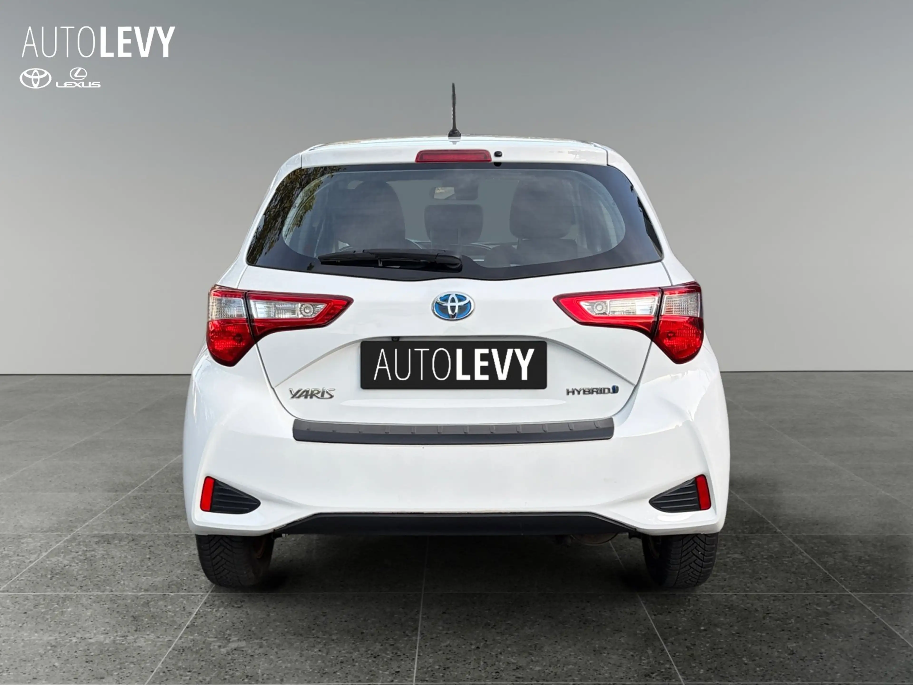 Toyota Yaris 1.5 Hybrid Comfort *KAMERA*KLIMA*SHZ* — photo 5