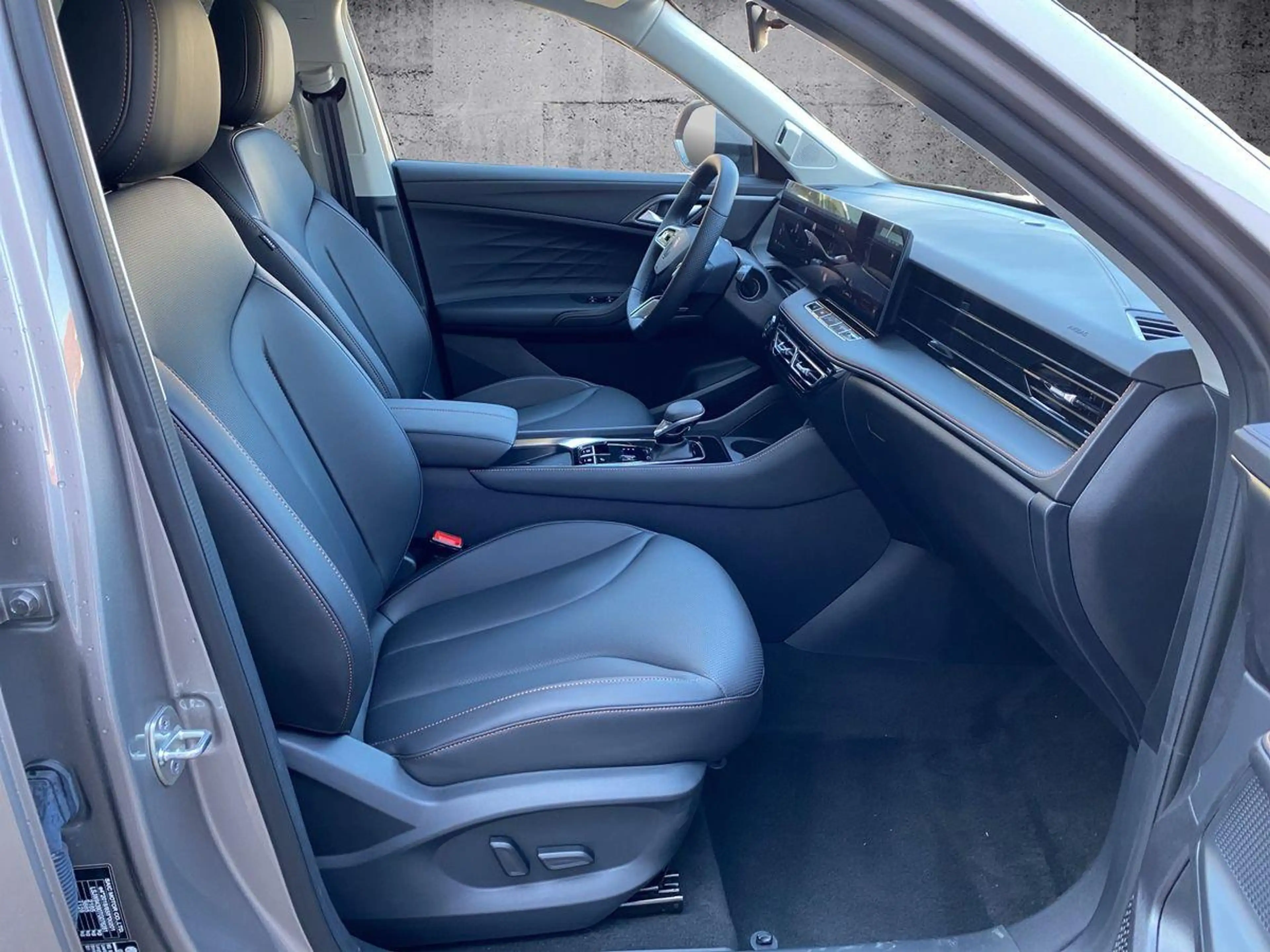 MG HS Hybrid Luxury ACC/Navi/LED/Sitzheiz./Leder — photo 7