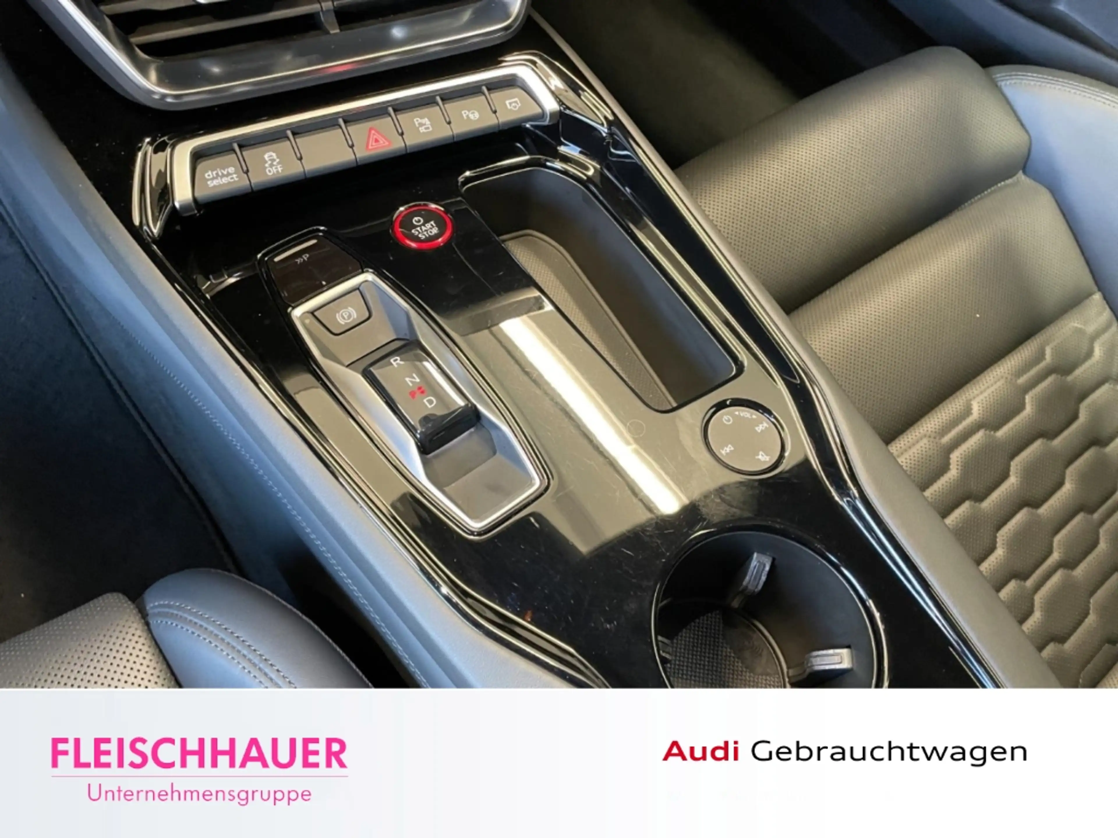 Audi e-tron GT quattro 350 ACC Navi Leder Pano B & O DAB 360 Kame — photo 13