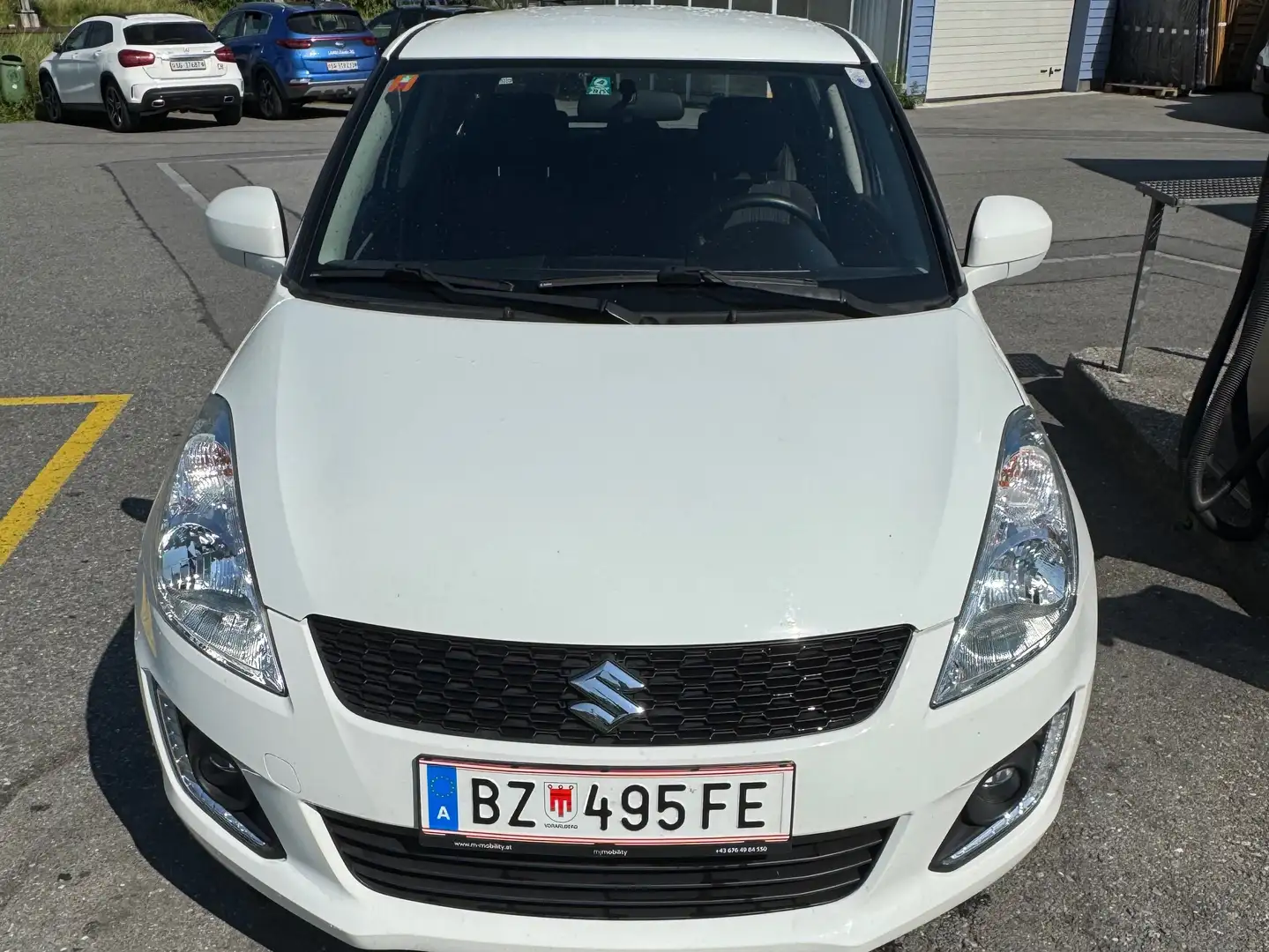 Suzuki Swift Swift 1,2 4WD Shine Shine White - 2